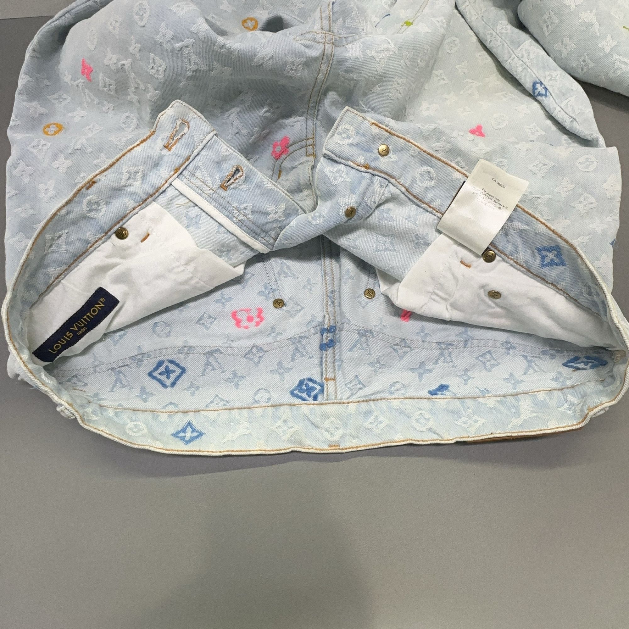 Louis Vuitton Louis Vuitton x Tyler Monogram Print Denim Jeans 34 Size US 34 / EU 50 - 6 Thumbnail