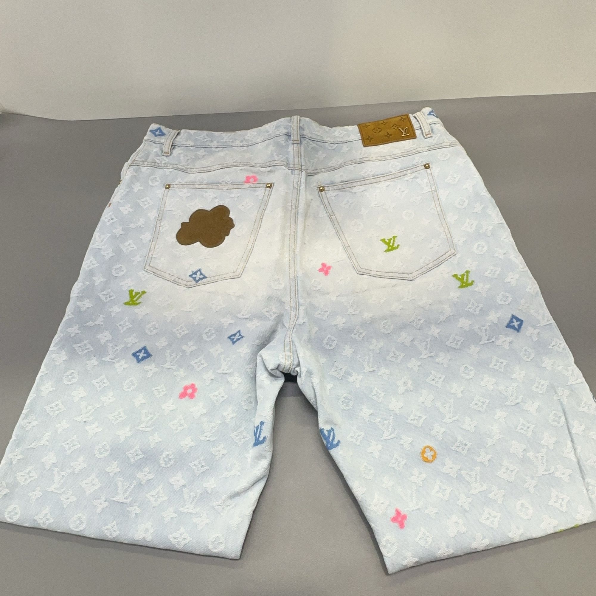 Louis Vuitton Louis Vuitton x Tyler Monogram Print Denim Jeans 34 Size US 34 / EU 50 - 11 Thumbnail