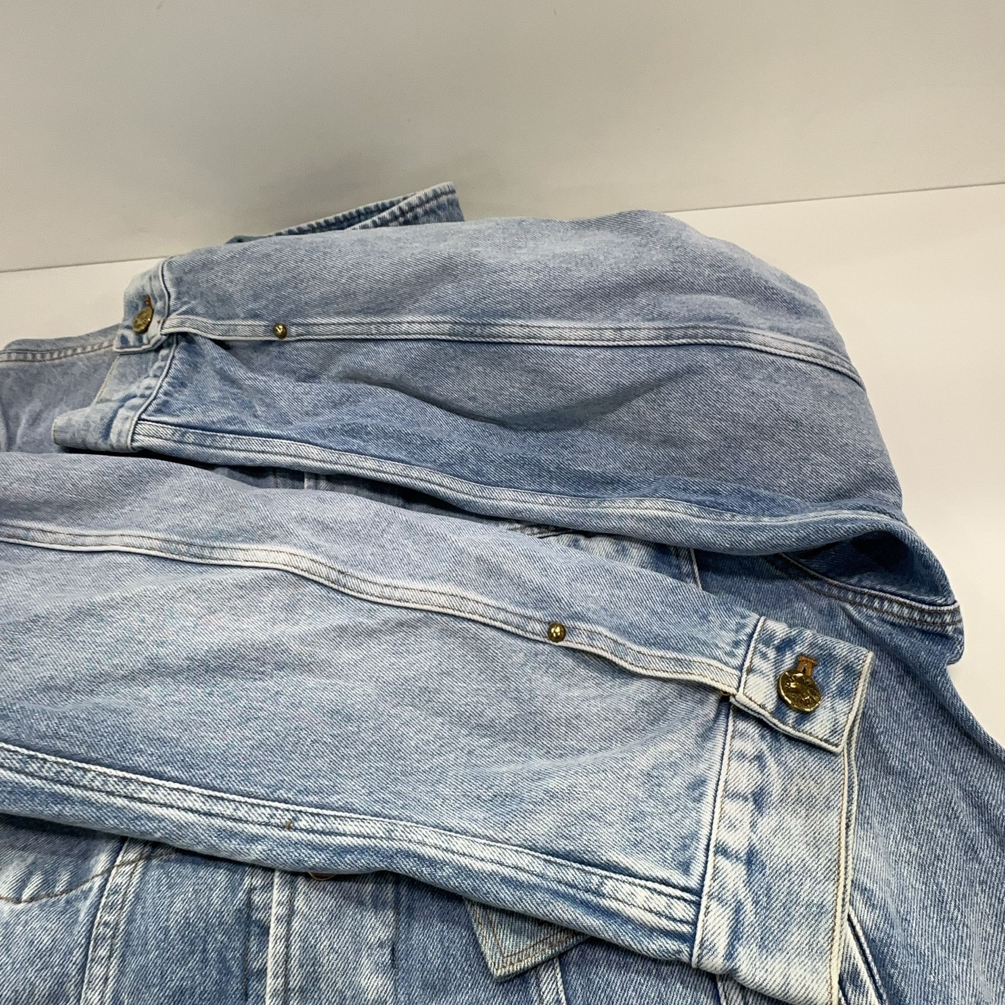 Louis Vuitton Louis Vuitton Blue Wash Denim Jacket Size 48 Size US M / EU 48-50 / 2 - 8 Thumbnail