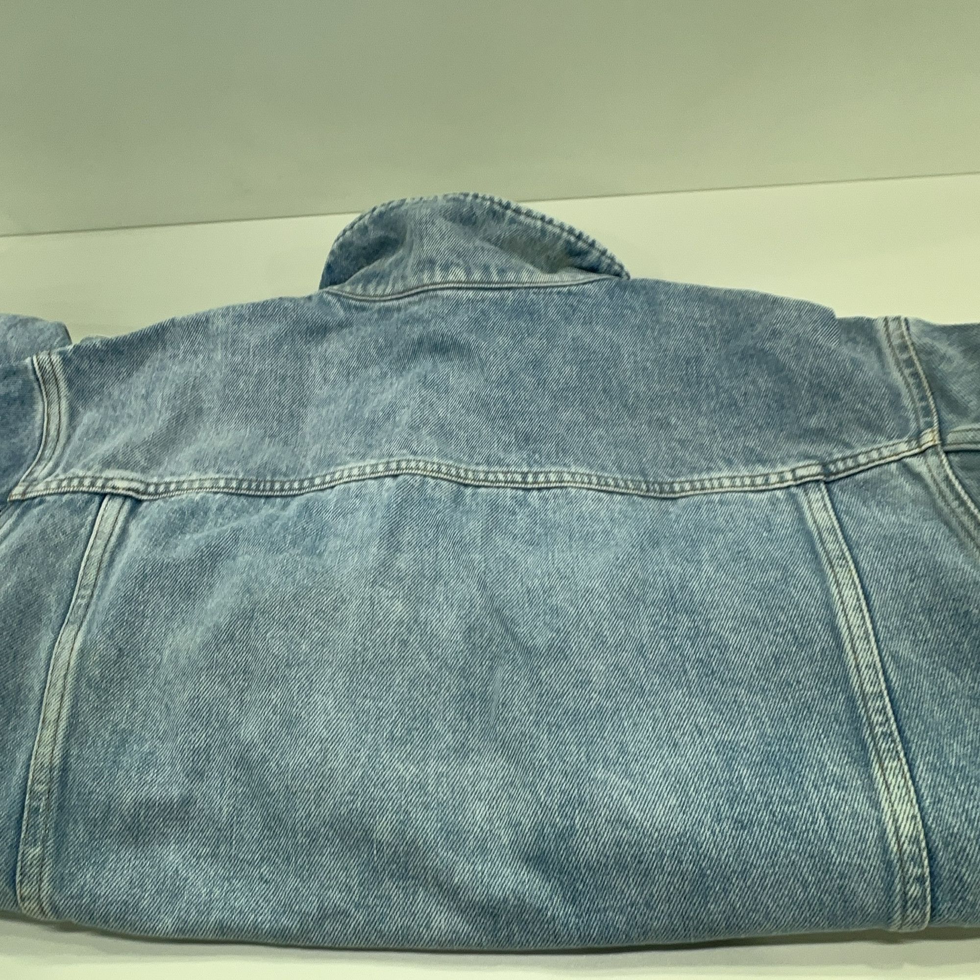 Louis Vuitton Louis Vuitton Blue Wash Denim Jacket Size 48 Size US M / EU 48-50 / 2 - 10 Thumbnail