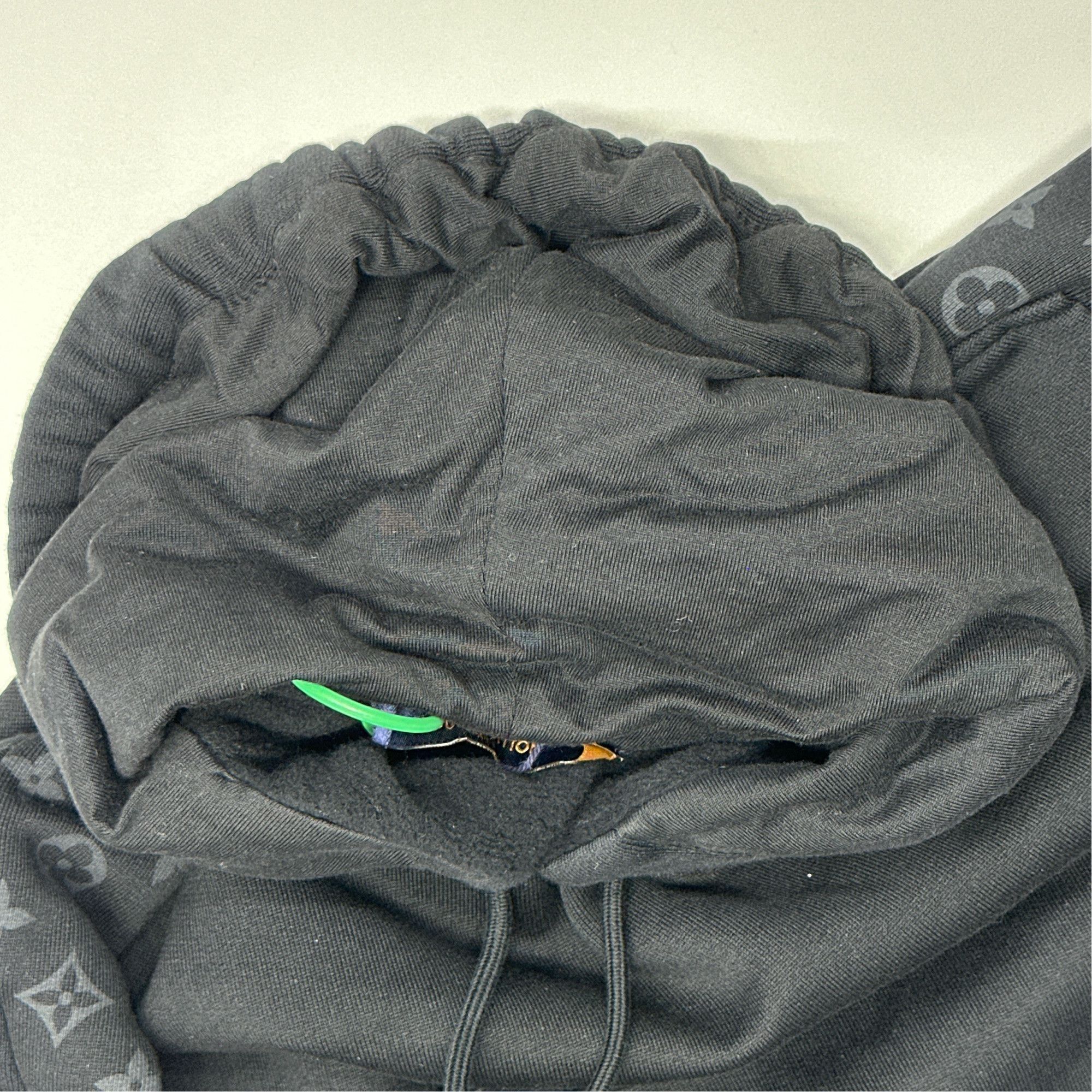 Louis Vuitton Louis Vuitton Monogram Circle Hoodie S Size US S / EU 44-46 / 1 - 5 Thumbnail