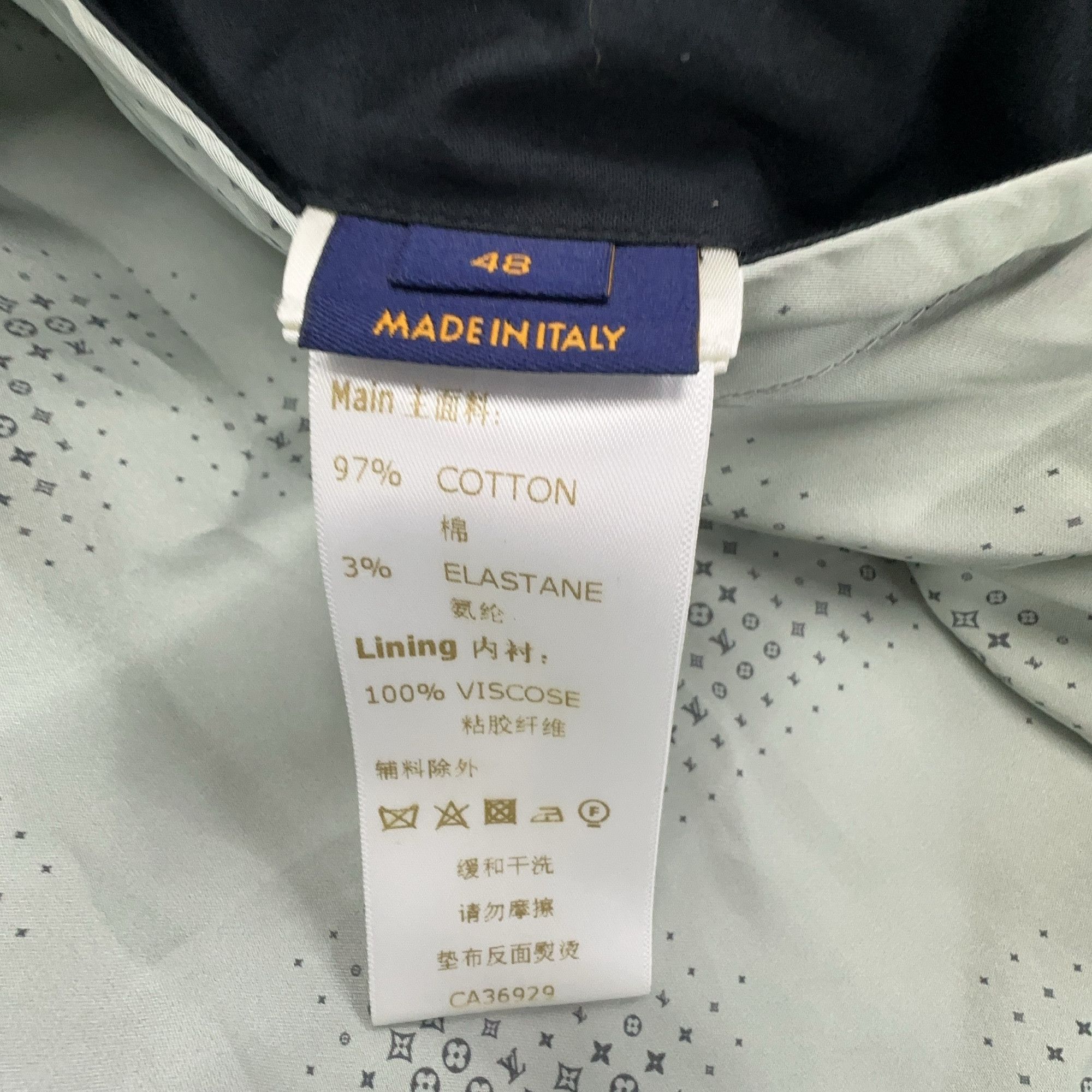 Louis Vuitton Louis Vuitton Beaded Logo Jacket 48 Size US M / EU 48-50 / 2 - 4 Thumbnail