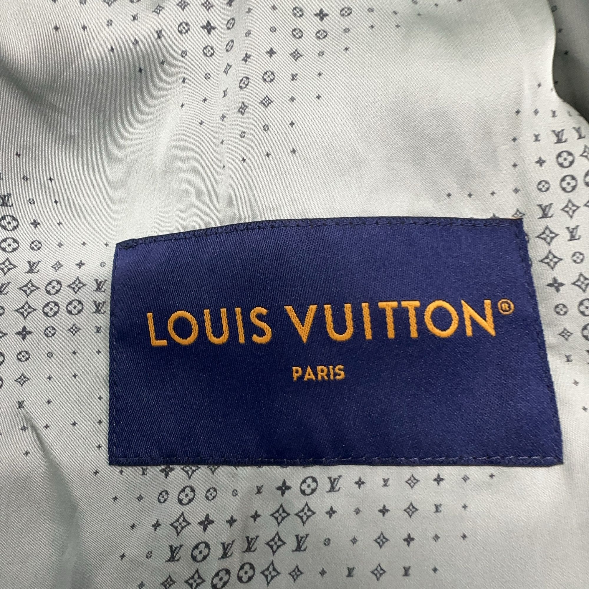 Louis Vuitton Louis Vuitton Beaded Logo Jacket 48 Size US M / EU 48-50 / 2 - 3 Thumbnail