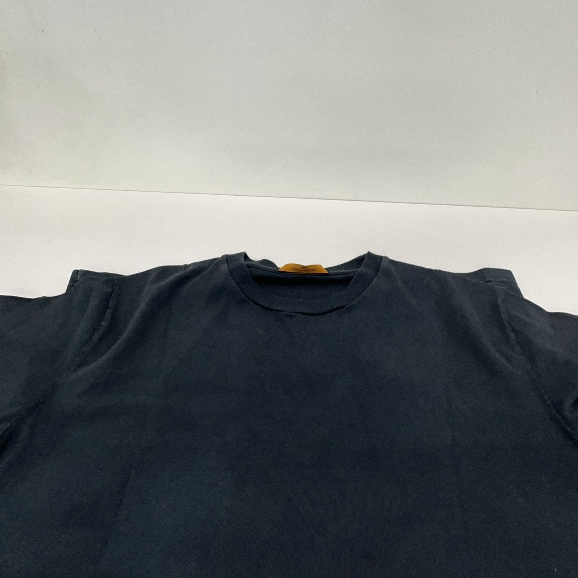 Louis Vuitton Louis Vuitton Inside Out Back Label T-Shirt L Size US L / EU 52-54 / 3 - 7 Thumbnail