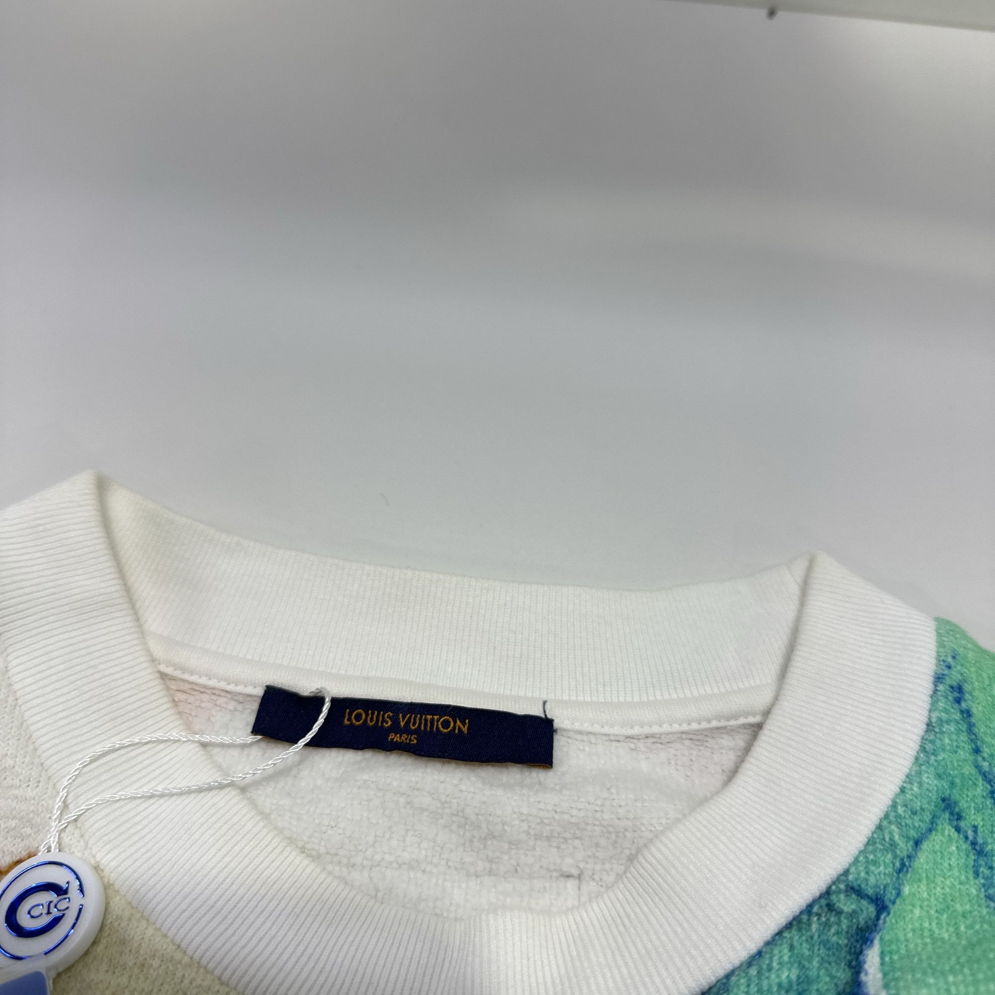 Louis Vuitton Louis Vuitton Watercolor Monogram Sweatshirt L Size US L / EU 52-54 / 3 - 4 Thumbnail