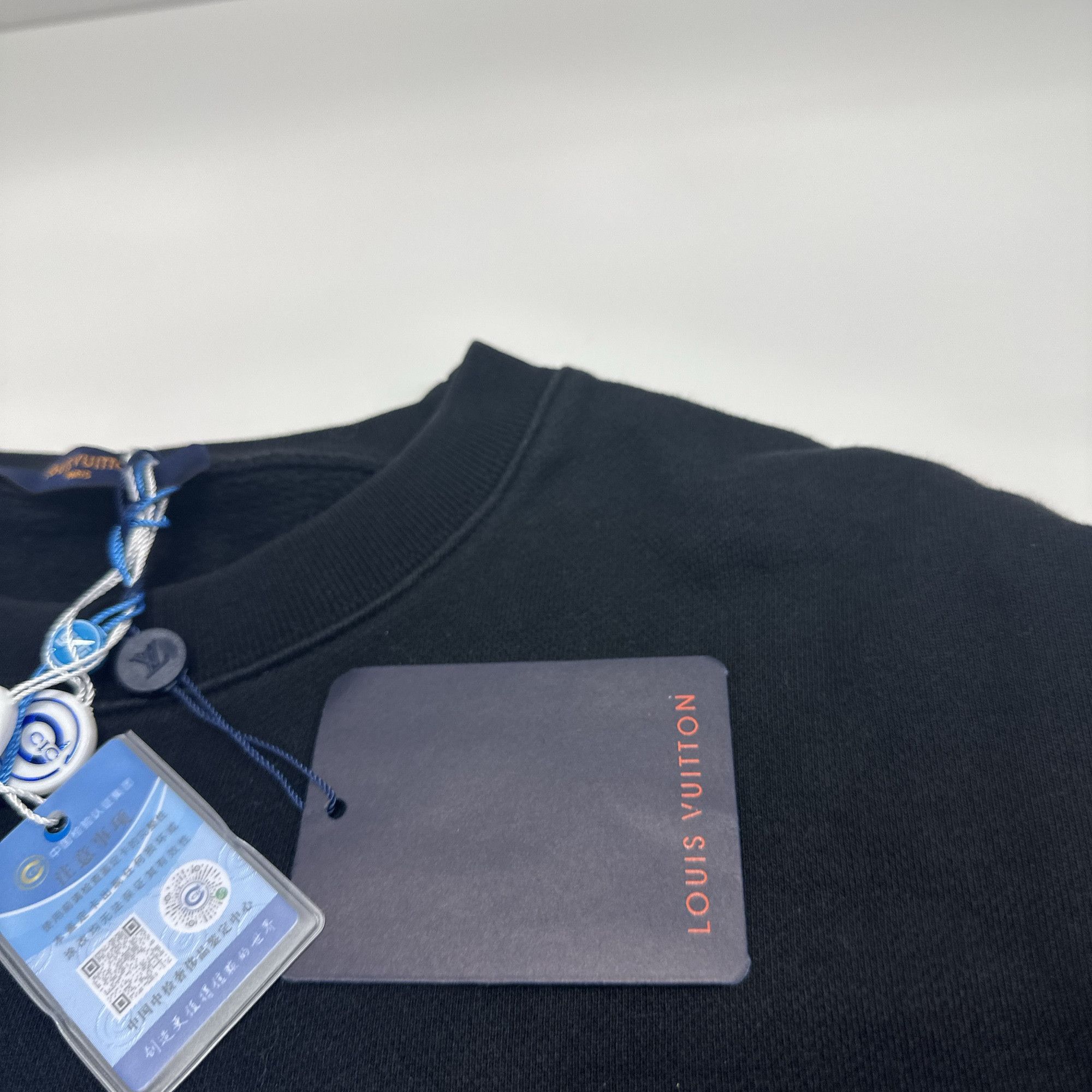 Louis Vuitton Louis Vuitton Staples Edition Sweatshirt M Size US M / EU 48-50 / 2 - 4 Thumbnail