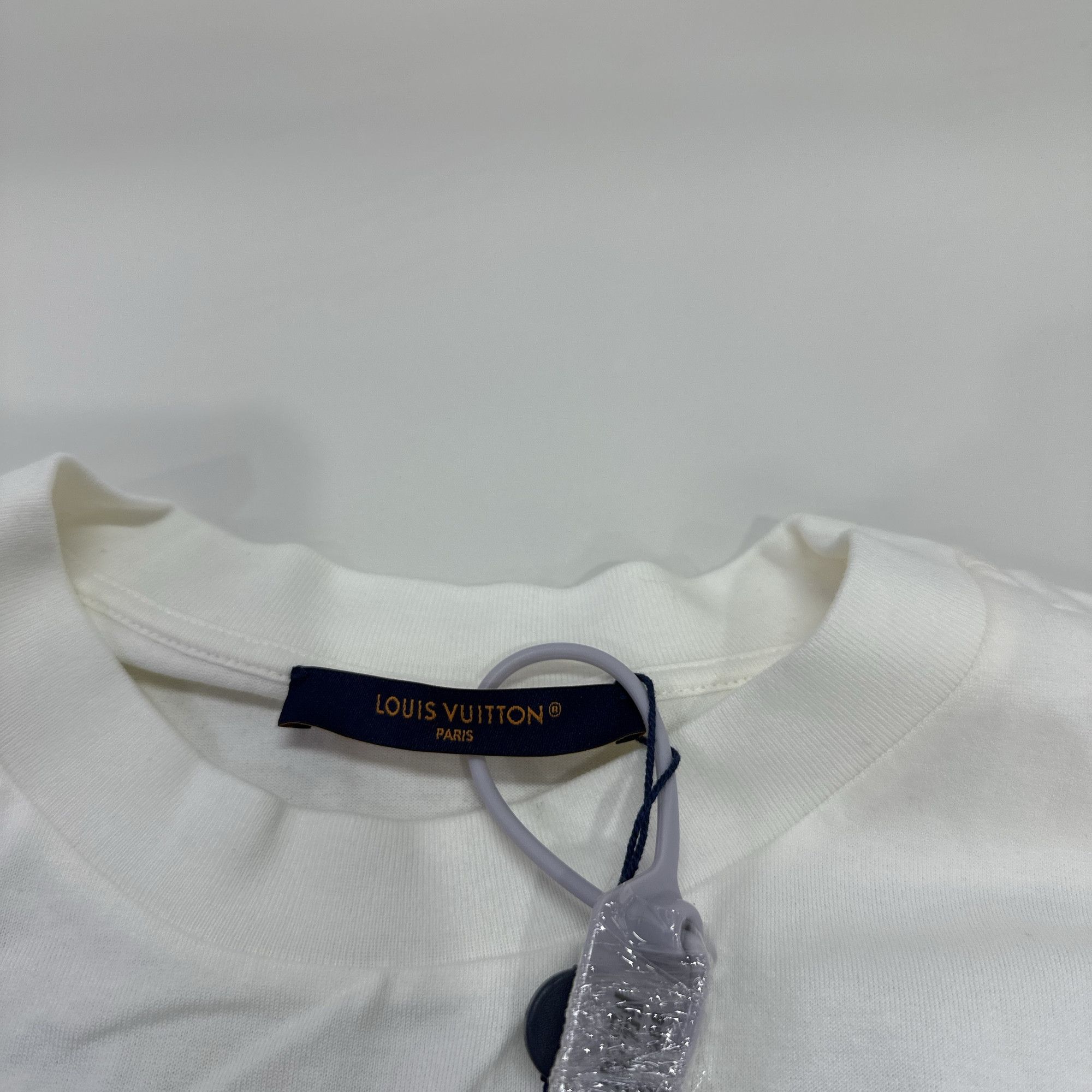 Louis Vuitton Louis Vuitton Snakes and Ladders Print T-Shirt XL Size US XL / EU 56 / 4 - 3 Thumbnail
