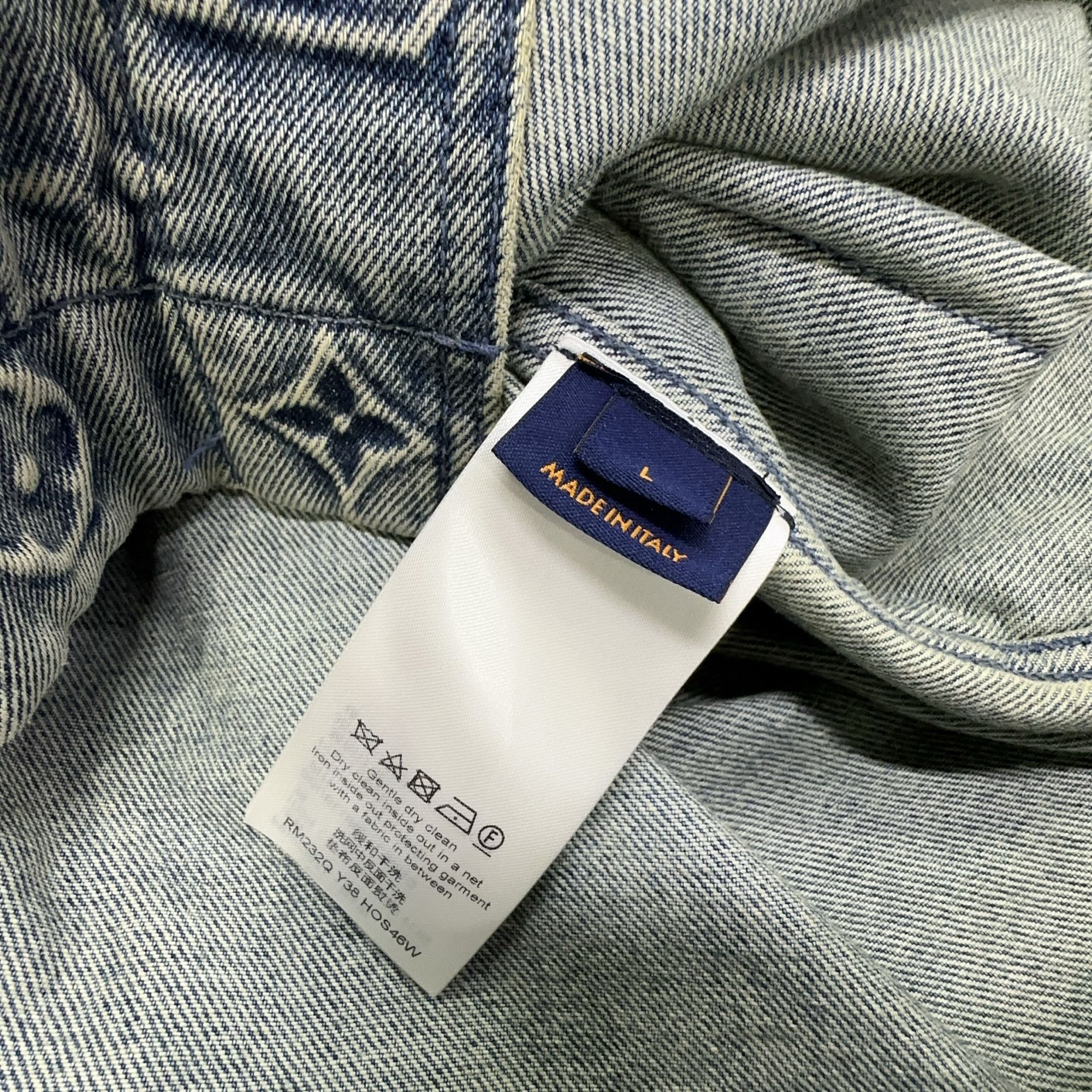 Louis Vuitton Louis Vuitton Monogram Embossed Denim Shirt L Size US L / EU 52-54 / 3 - 3 Thumbnail