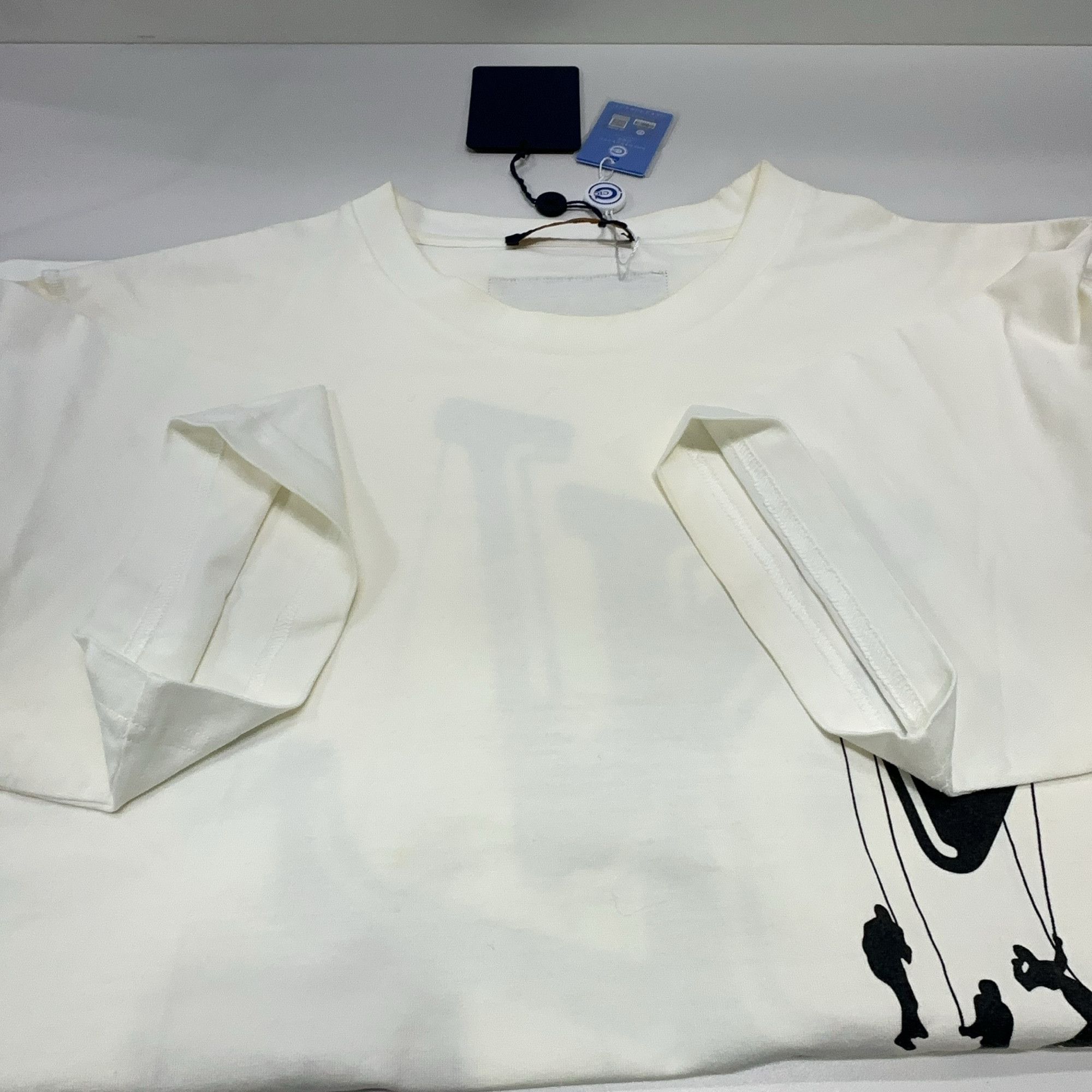 Louis Vuitton Louis Vuitton Puppet Parachute Graphic T-Shirt 4L Size US XXL / EU 58 / 5 - 8 Thumbnail