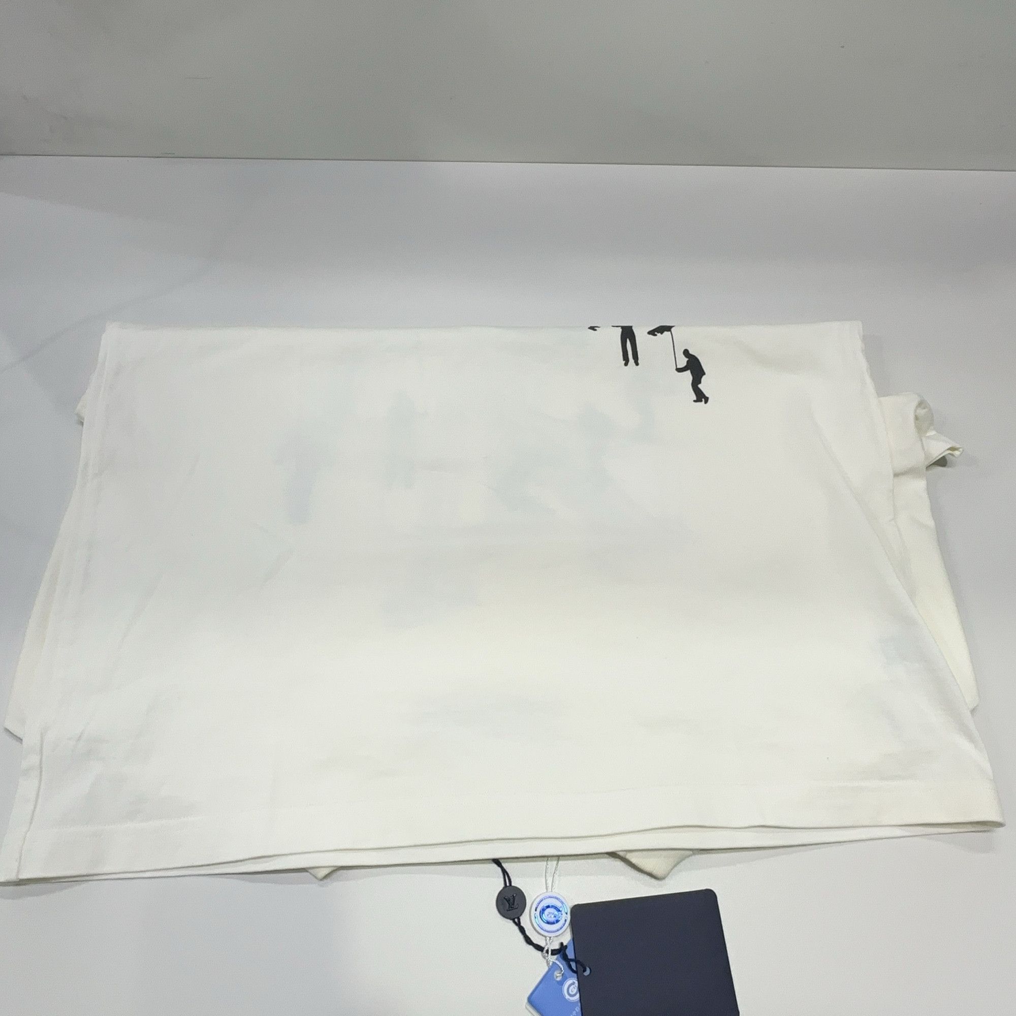 Louis Vuitton Louis Vuitton Puppet Parachute Graphic T-Shirt 4L Size US XXL / EU 58 / 5 - 9 Thumbnail