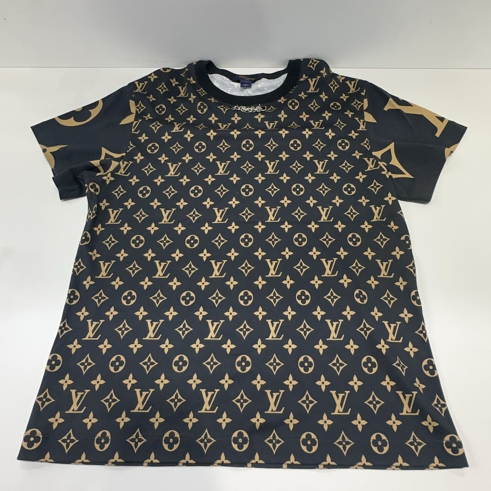 Louis Vuitton Louis Vuitton Monogram Chain T-Shirt S Size US S / EU 44-46 / 1 - 6 Thumbnail