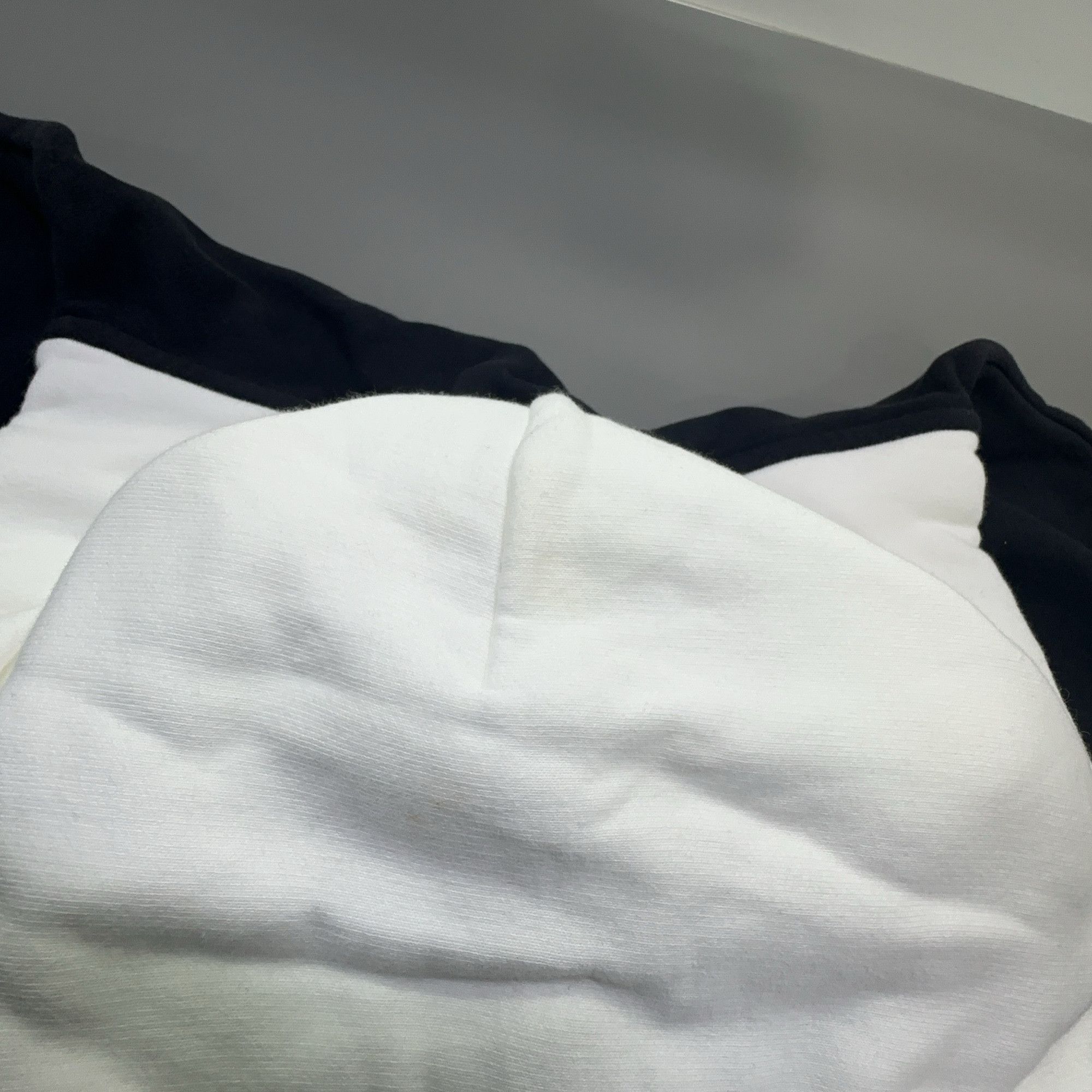Louis Vuitton Louis Vuitton Two-tone Hoodie XL Size US XL / EU 56 / 4 - 6 Thumbnail