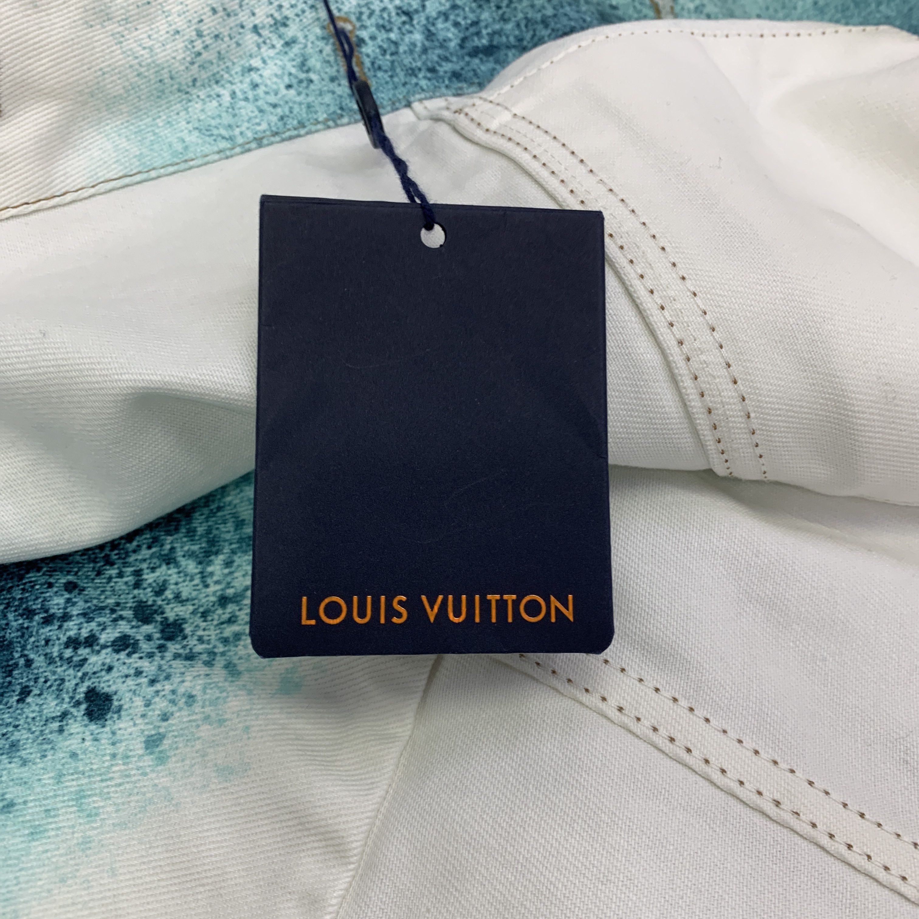 Louis Vuitton Louis Vuitton SS23 Spray Paint Denim Jacket 50 Size US M / EU 48-50 / 2 - 4 Thumbnail
