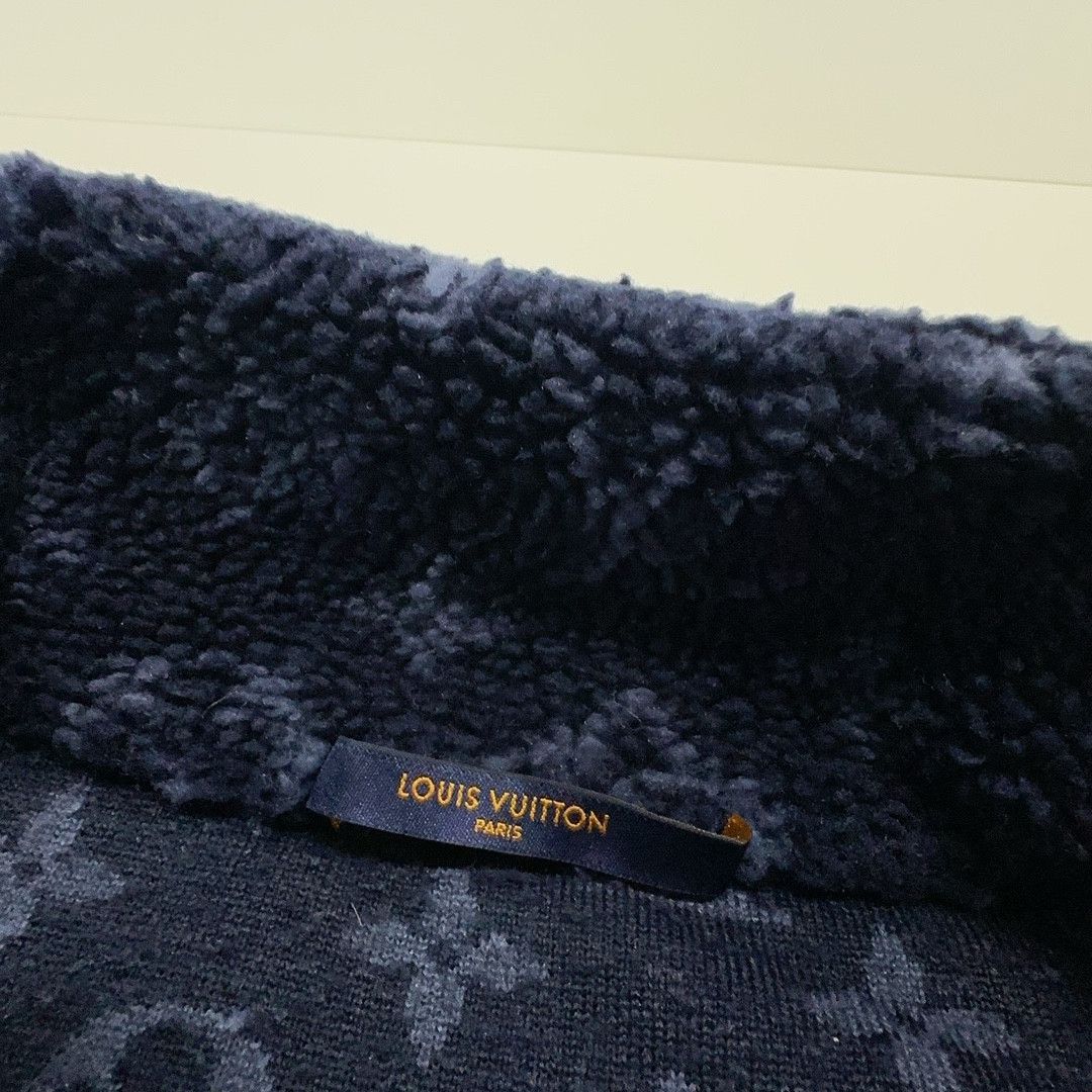Louis Vuitton Louis Vuitton Monogram Jacquard Fleece Jacket Size M Size US M / EU 48-50 / 2 - 4 Thumbnail