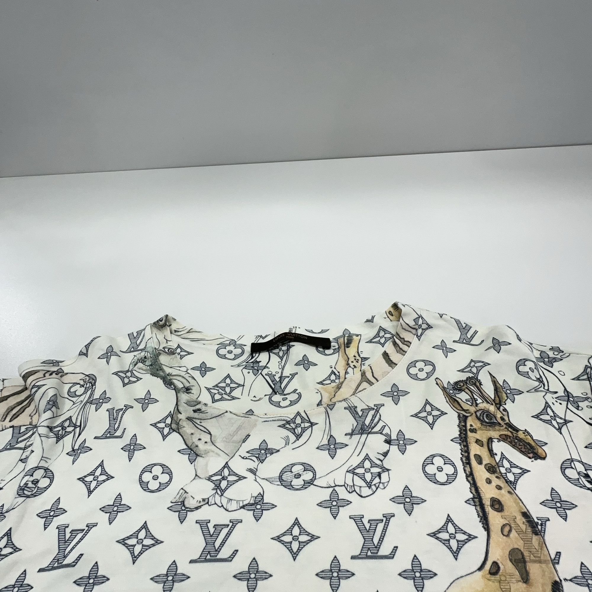 Louis Vuitton Louis Vuitton Animal Monogram T-Shirt Size S Size US S / EU 44-46 / 1 - 5 Thumbnail