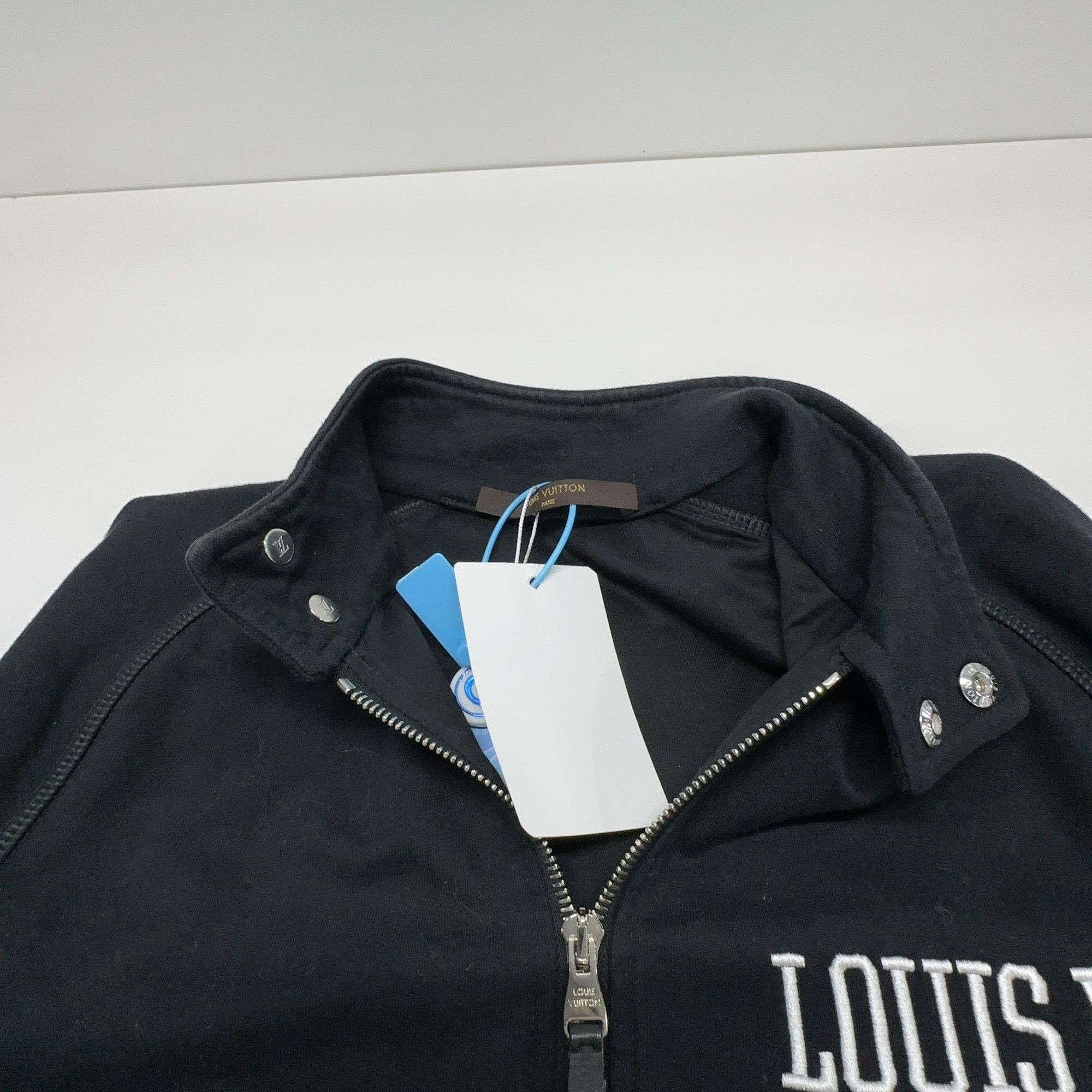Louis Vuitton Louis Vuitton x Fragment Logo Zip-Up Jacket S Size US S / EU 44-46 / 1 - 5 Thumbnail