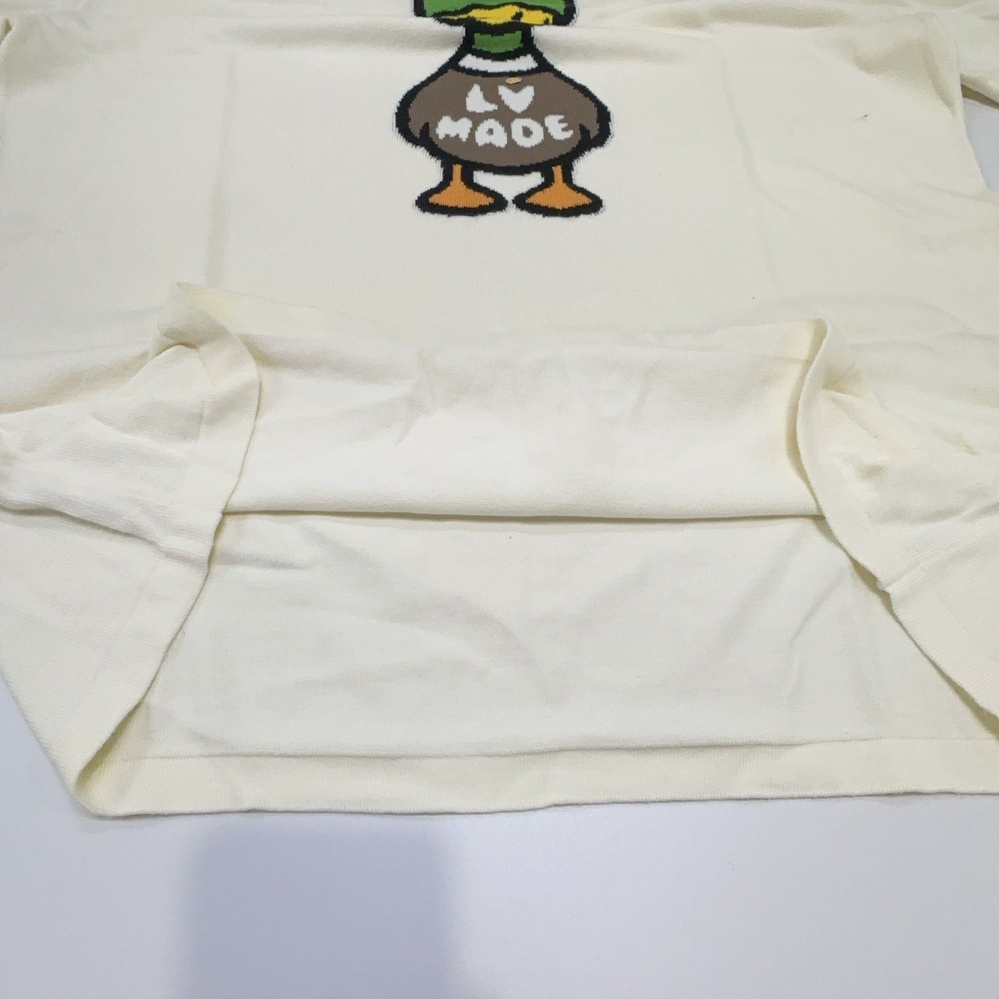 Louis Vuitton Louis Vuitton LV Made Duck Knit T-Shirt Size M Size US M / EU 48-50 / 2 - 8 Thumbnail