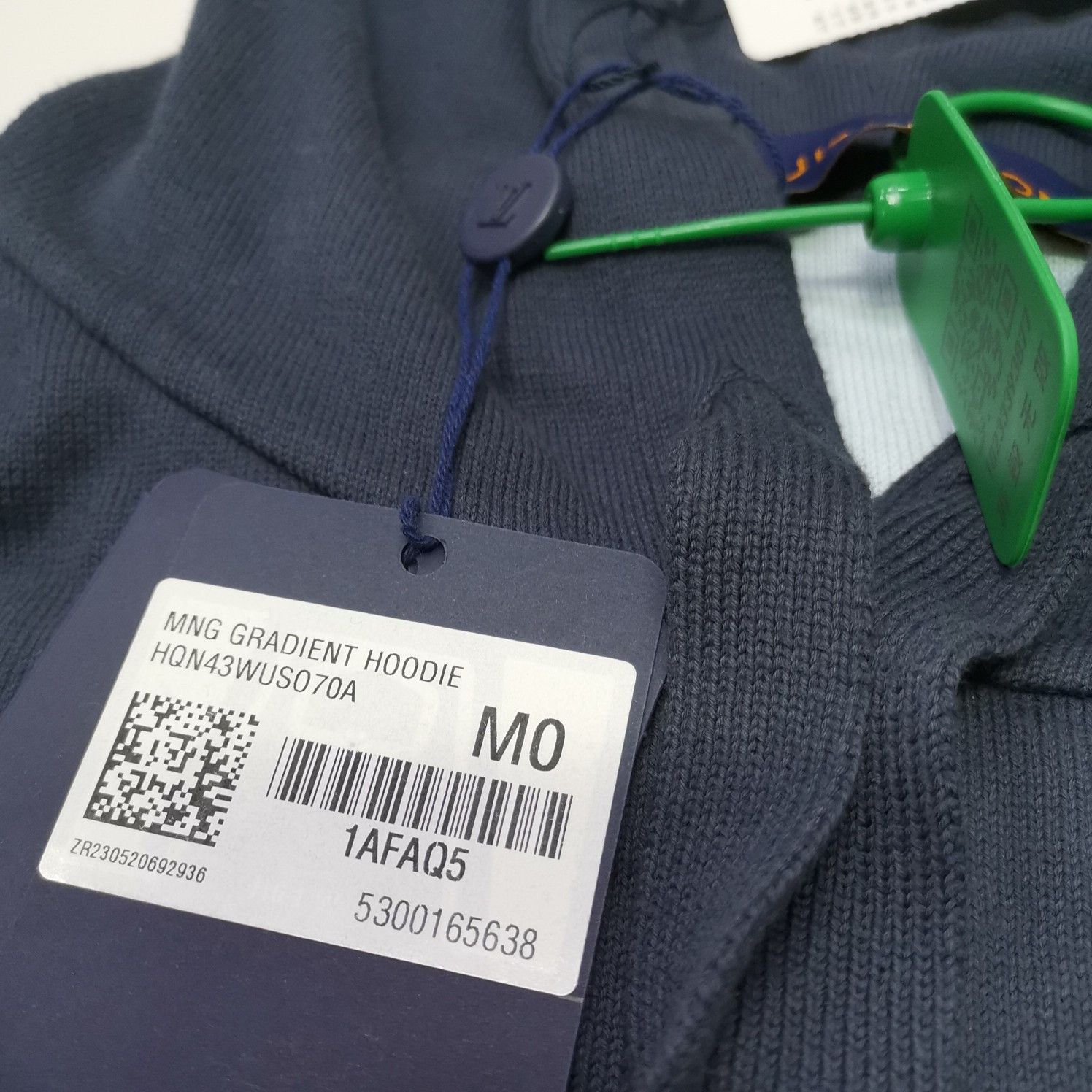 Louis Vuitton Louis Vuitton Monogram Gradient Hoodie US M Size US M / EU 48-50 / 2 - 2 Thumbnail