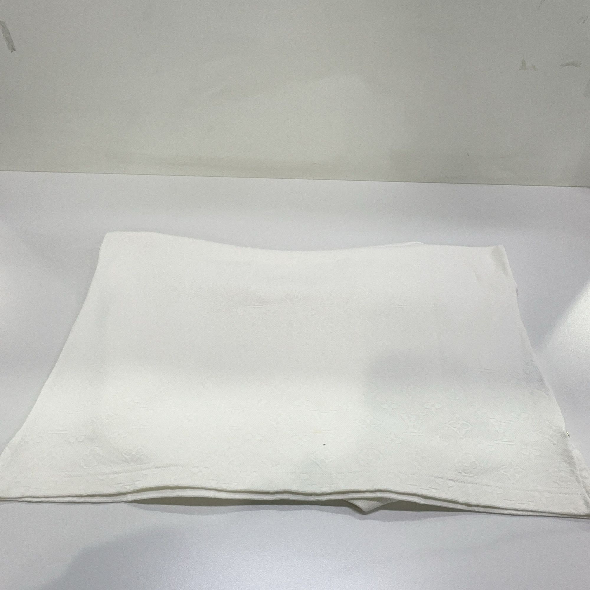 Louis Vuitton Louis Vuitton Monogram 3D Pocket T-Shirt Size L Size US L / EU 52-54 / 3 - 9 Thumbnail