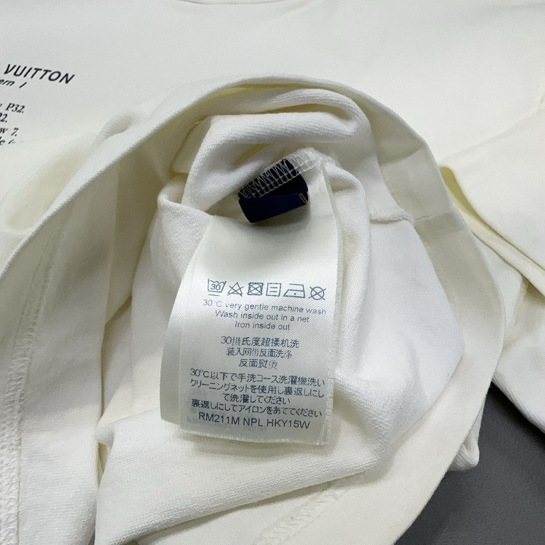Louis Vuitton Louis Vuitton Cable Pattern Graphic T-Shirt S Size US S / EU 44-46 / 1 - 4 Thumbnail