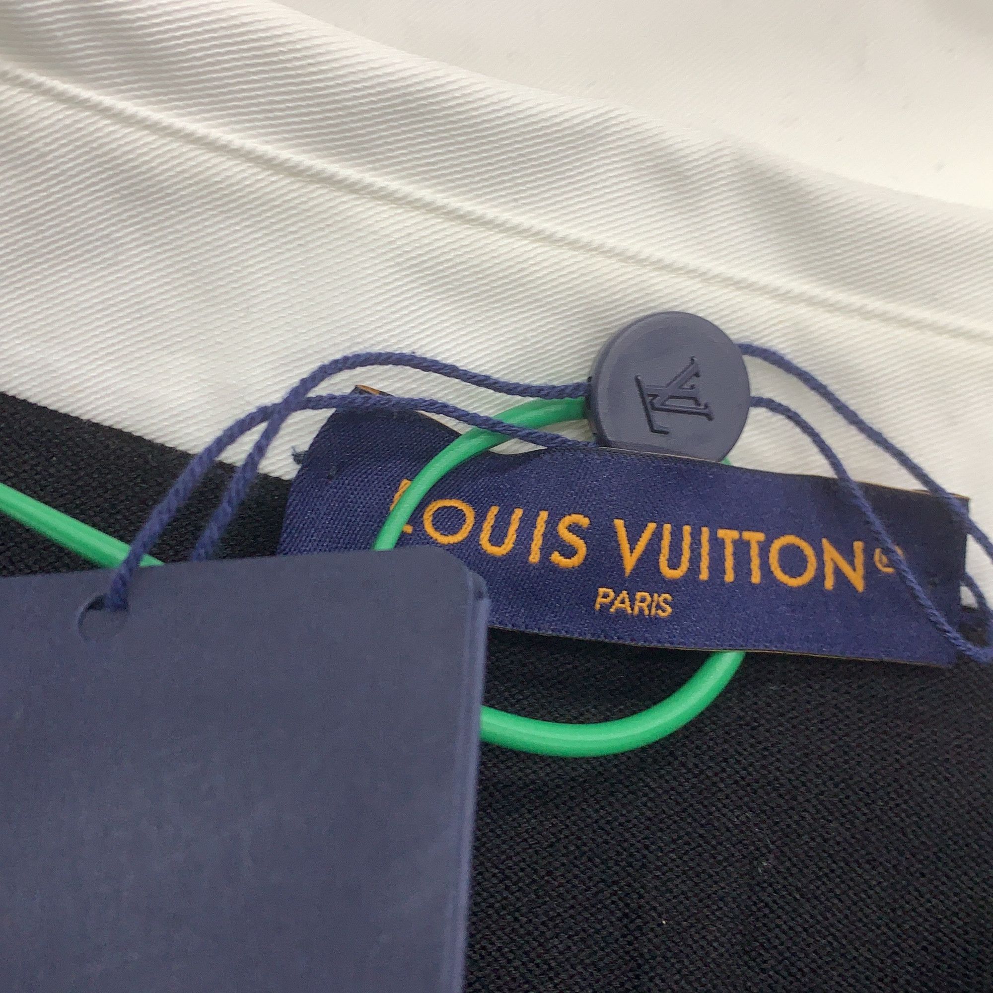 Louis Vuitton Louis Vuitton Striped Long Sleeve Polo Shirt Size L Size US L / EU 52-54 / 3 - 2 Thumbnail