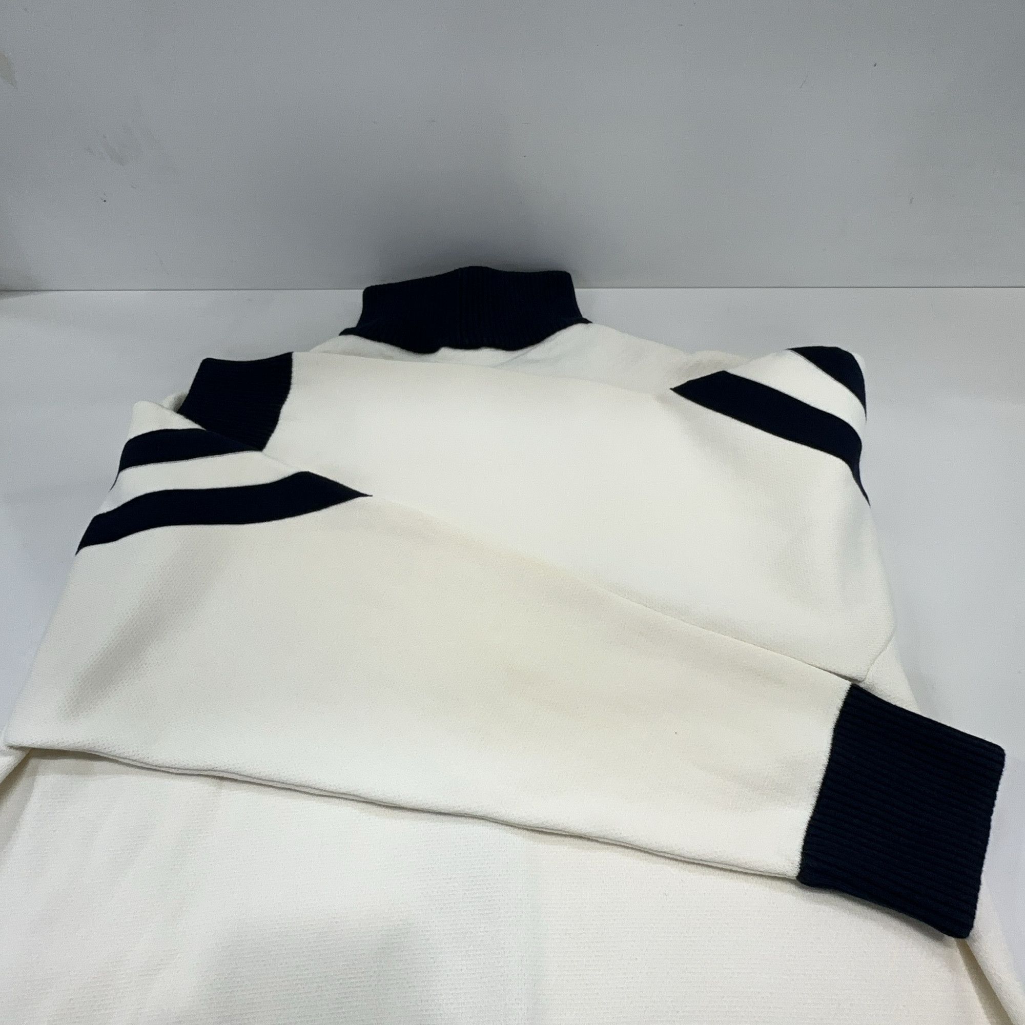 Louis Vuitton Louis Vuitton Striped Zip-Up Knit Jacket Size M Size US M / EU 48-50 / 2 - 6 Thumbnail