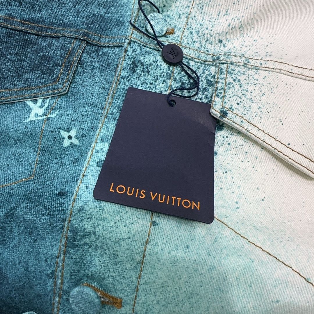Louis Vuitton Louis Vuitton SS23 Spray Print Denim Jacket 44 Size US S / EU 44-46 / 1 - 5 Thumbnail