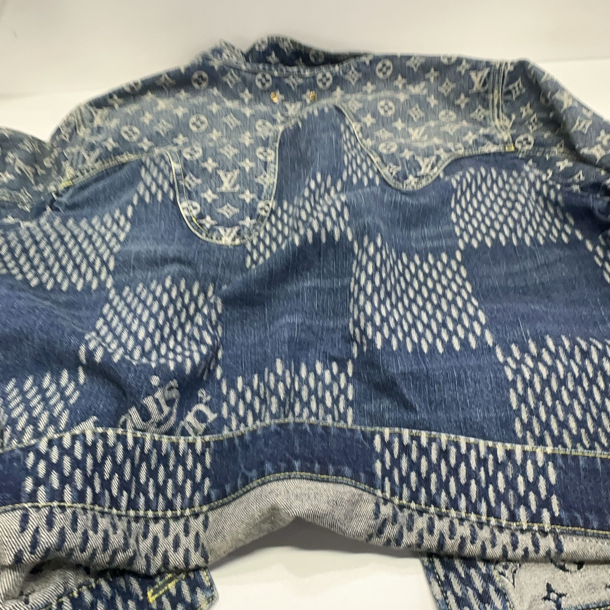 Louis Vuitton Louis Vuitton x Nigo Monogram Denim Jacket 54 Size US L / EU 52-54 / 3 - 7 Thumbnail