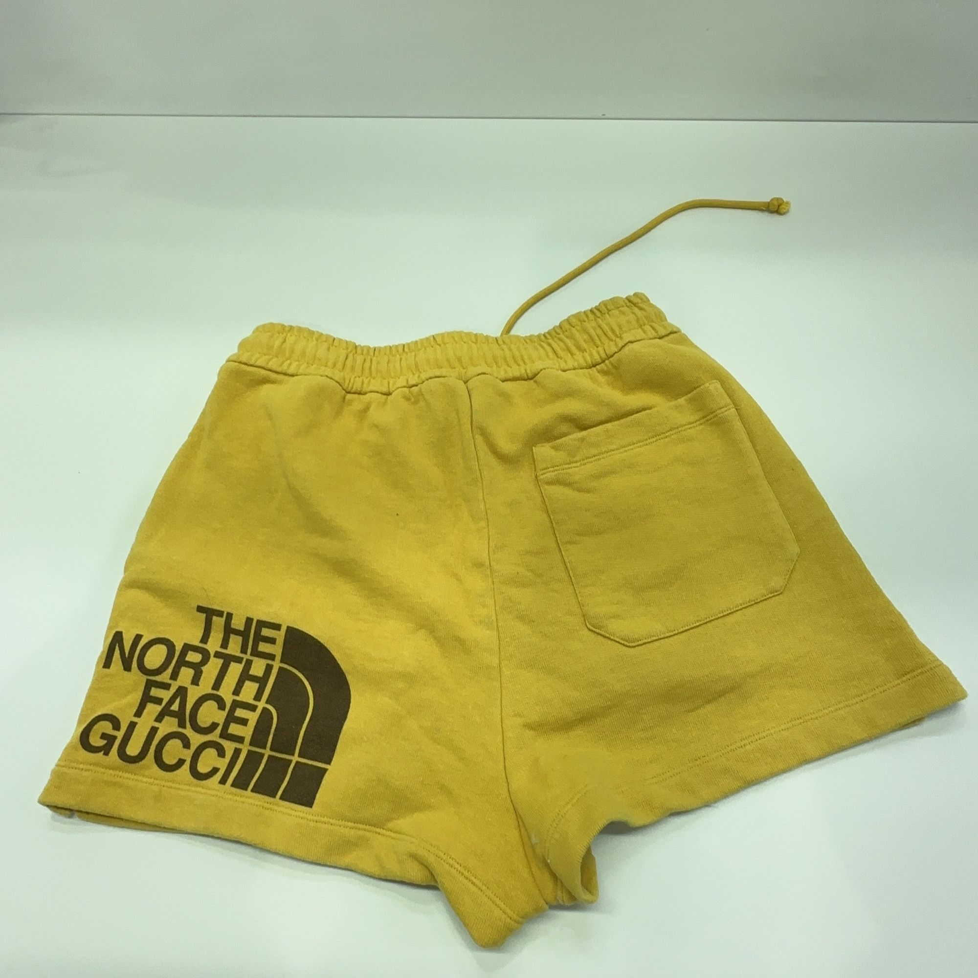 Gucci Gucci x The North Face Yellow Logo Sweat Shorts XS Size US 28 / EU 44 - 11 Thumbnail