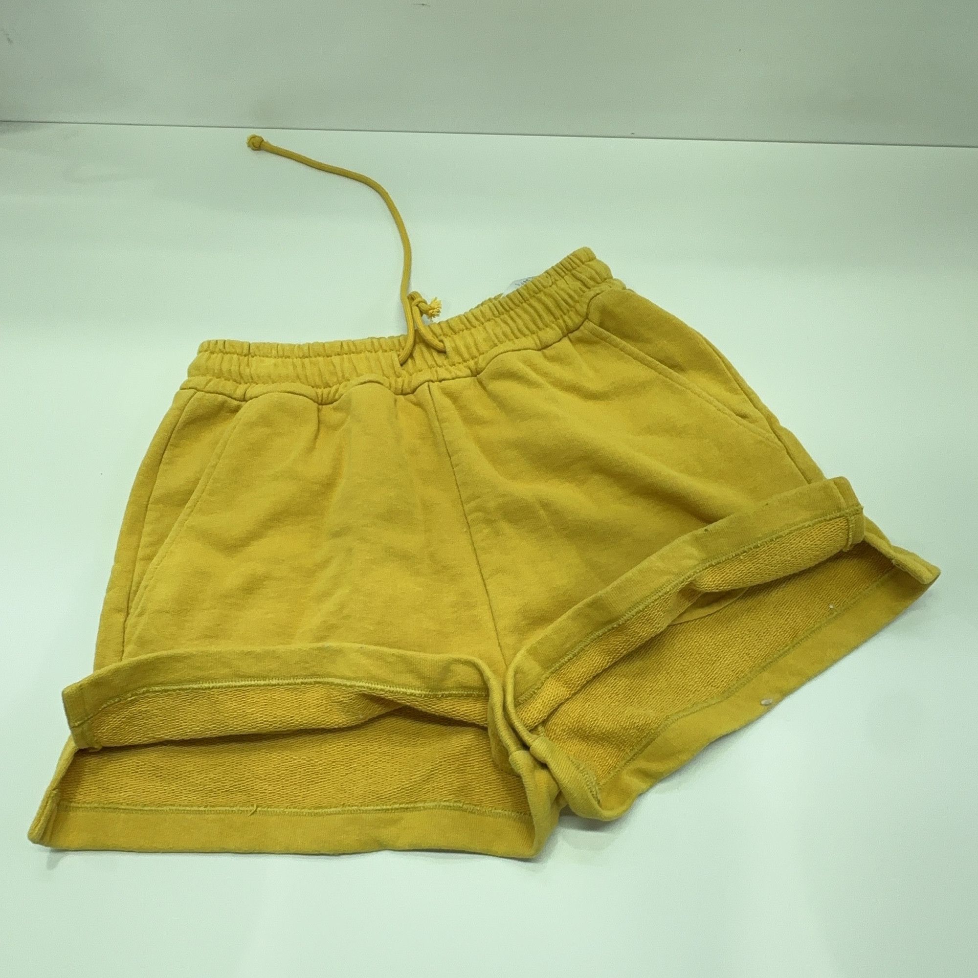 Gucci Gucci x The North Face Yellow Logo Sweat Shorts XS Size US 28 / EU 44 - 10 Thumbnail