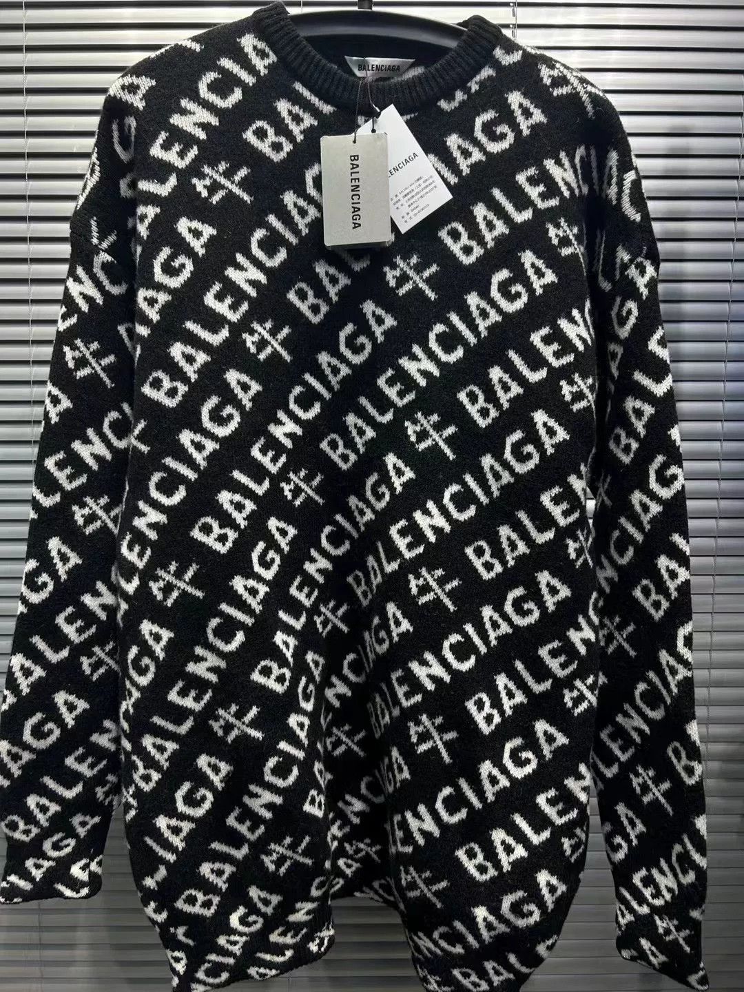 Balenciaga Balenciaga Year of the Ox Logo Knit Sweater XS Size US XS / EU 42 / 0 - 4 Thumbnail