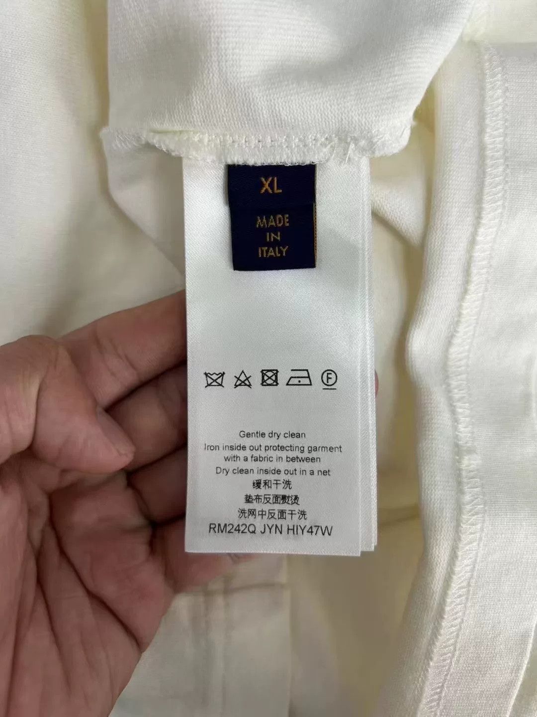 Louis Vuitton Louis Vuitton Insideout Staples T-Shirt XL Size US XL / EU 56 / 4 - 6 Thumbnail