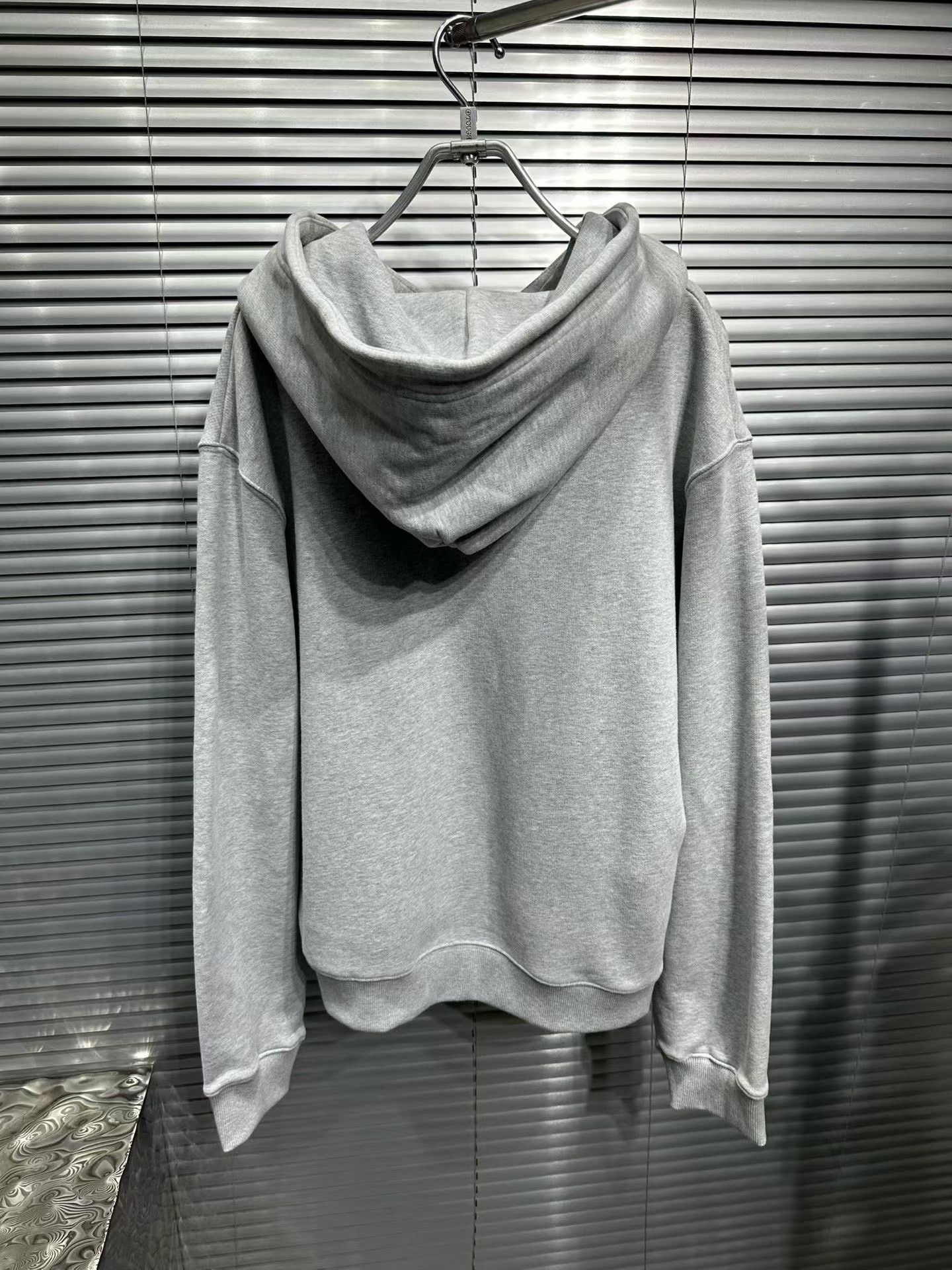 Miu Miu Miu Miu Embroidered Logo Hoodie Gray Size M Size US M / EU 48-50 / 2 - 3 Thumbnail
