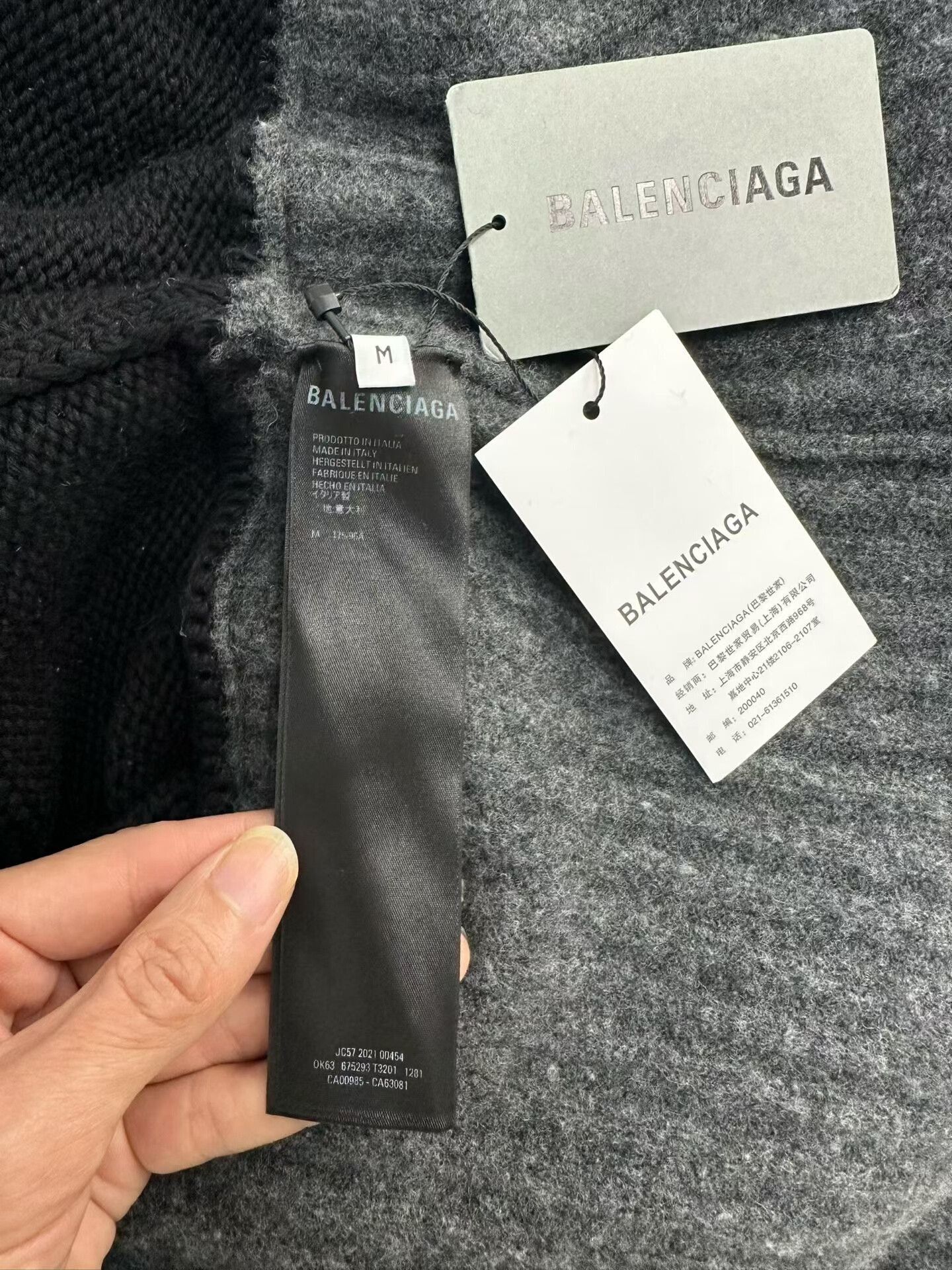 Balenciaga Balenciaga Color Block Logo Knit Sweater Size M Size US M / EU 48-50 / 2 - 5 Thumbnail