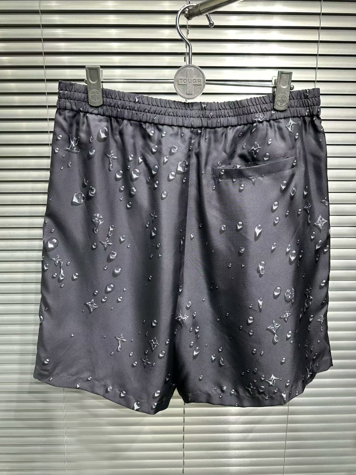 Louis Vuitton Louis Vuitton 3D Water Droplet Monogram Shorts 50 Size US 34 / EU 50 - 3 Thumbnail