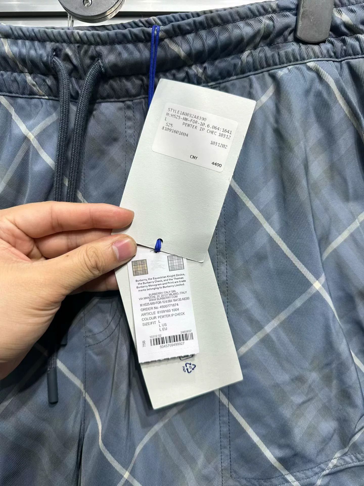 Burberry Burberry Pewter IP Check Swim Shorts L Size US 34 / EU 50 - 4 Thumbnail