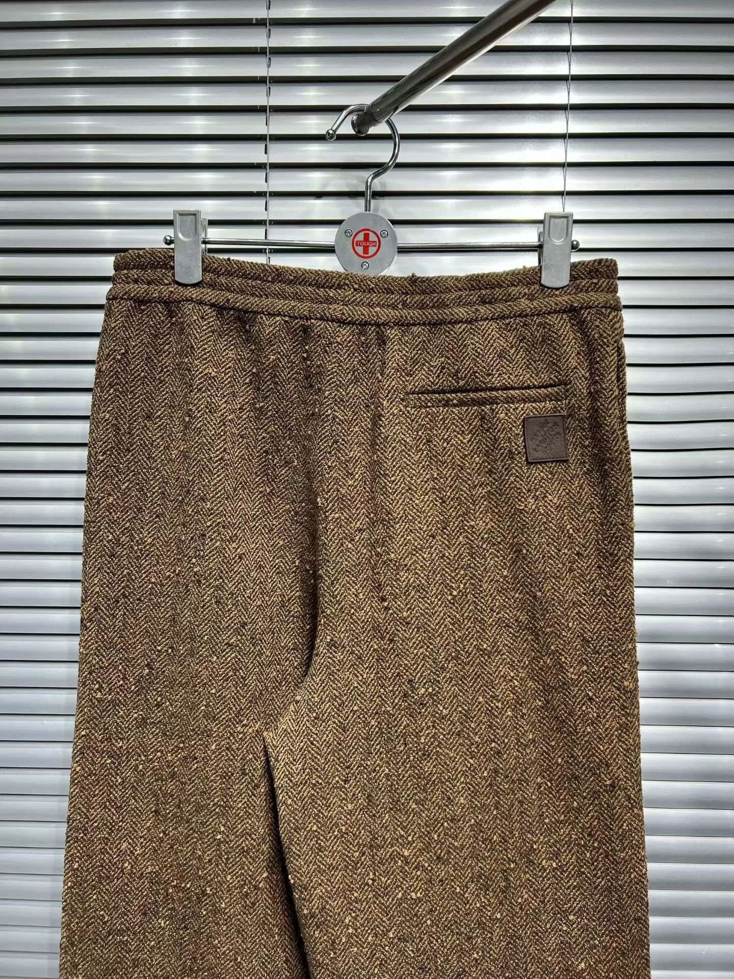 Louis Vuitton Louis Vuitton x Nigo Herringbone Wool Trousers 28 Size US 28 / EU 44 - 4 Thumbnail