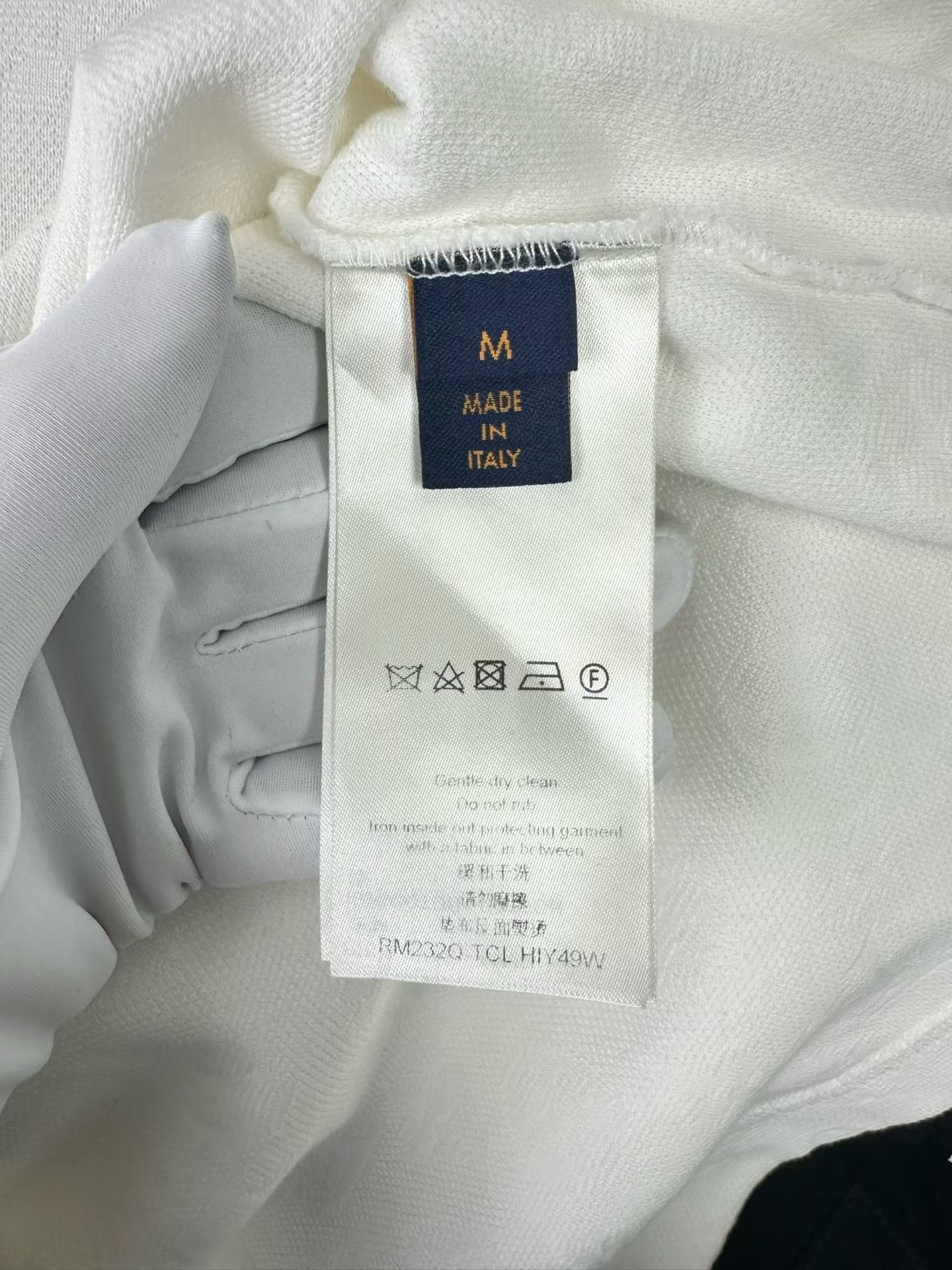 Louis Vuitton Louis Vuitton 3D Monogram Pocket T-Shirt M Size US M / EU 48-50 / 2 - 5 Thumbnail