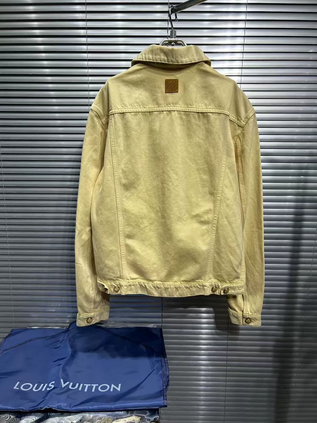 Louis Vuitton Louis Vuitton Monogram Embossed Denim Jacket 48 Size US M / EU 48-50 / 2 - 3 Thumbnail