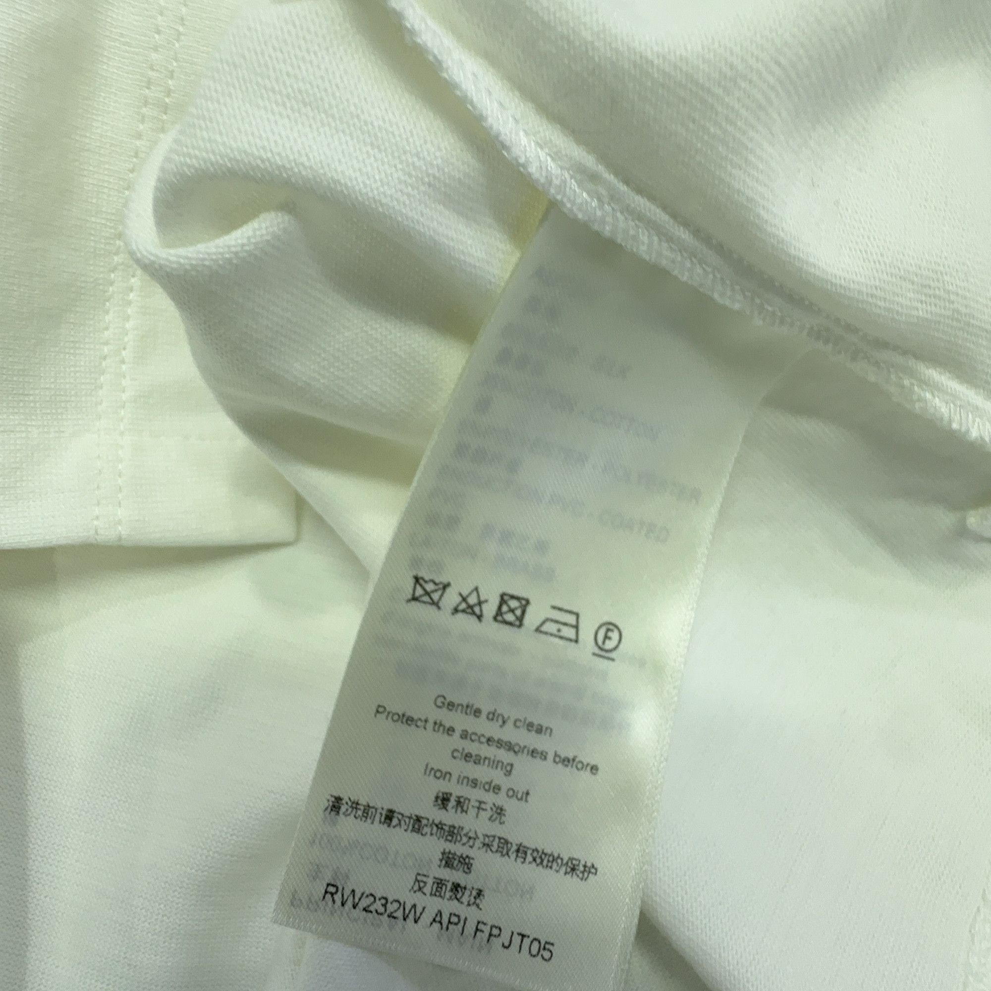 Louis Vuitton Louis Vuitton Zip Monogram T-Shirt S Size S / US 4 / IT 40 - 4 Thumbnail