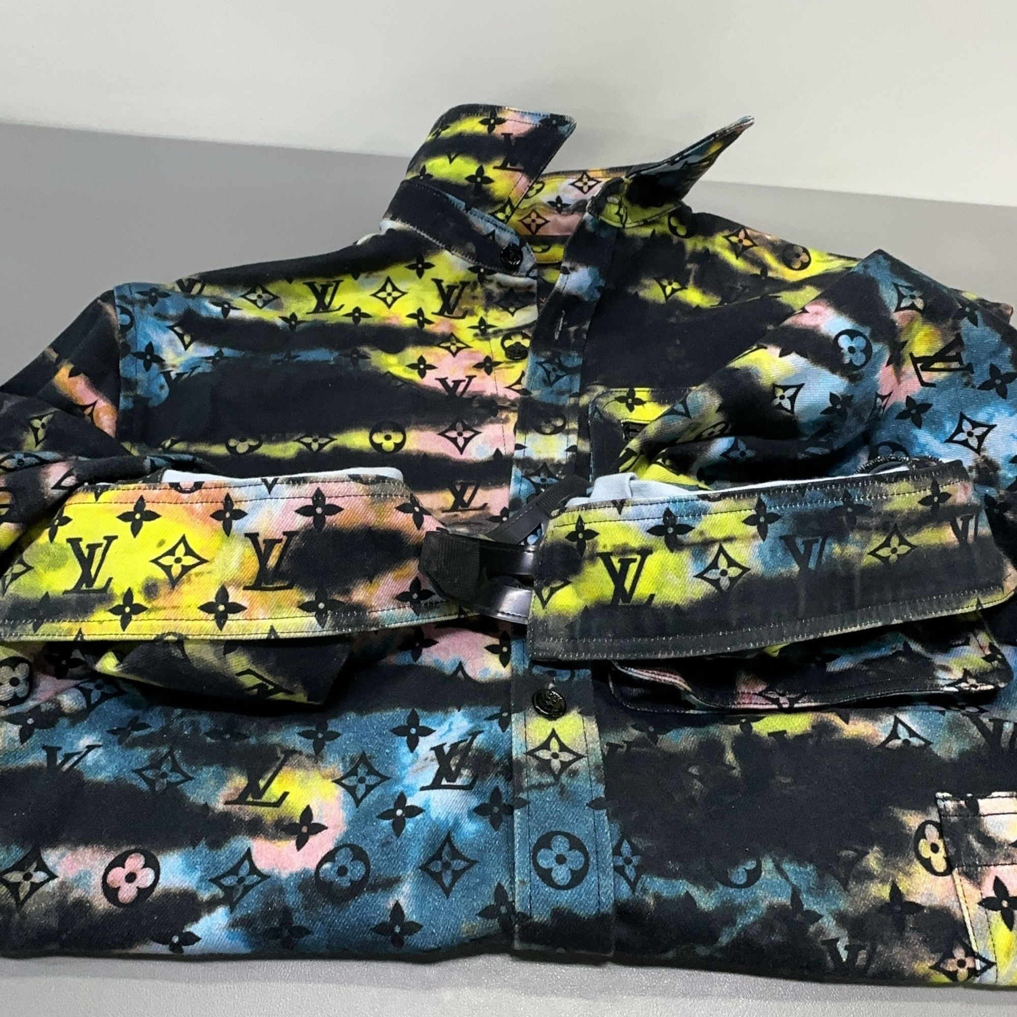 Louis Vuitton Louis Vuitton Tie-Dye Monogram Denim Shirt S Size US S / EU 44-46 / 1 - 7 Thumbnail