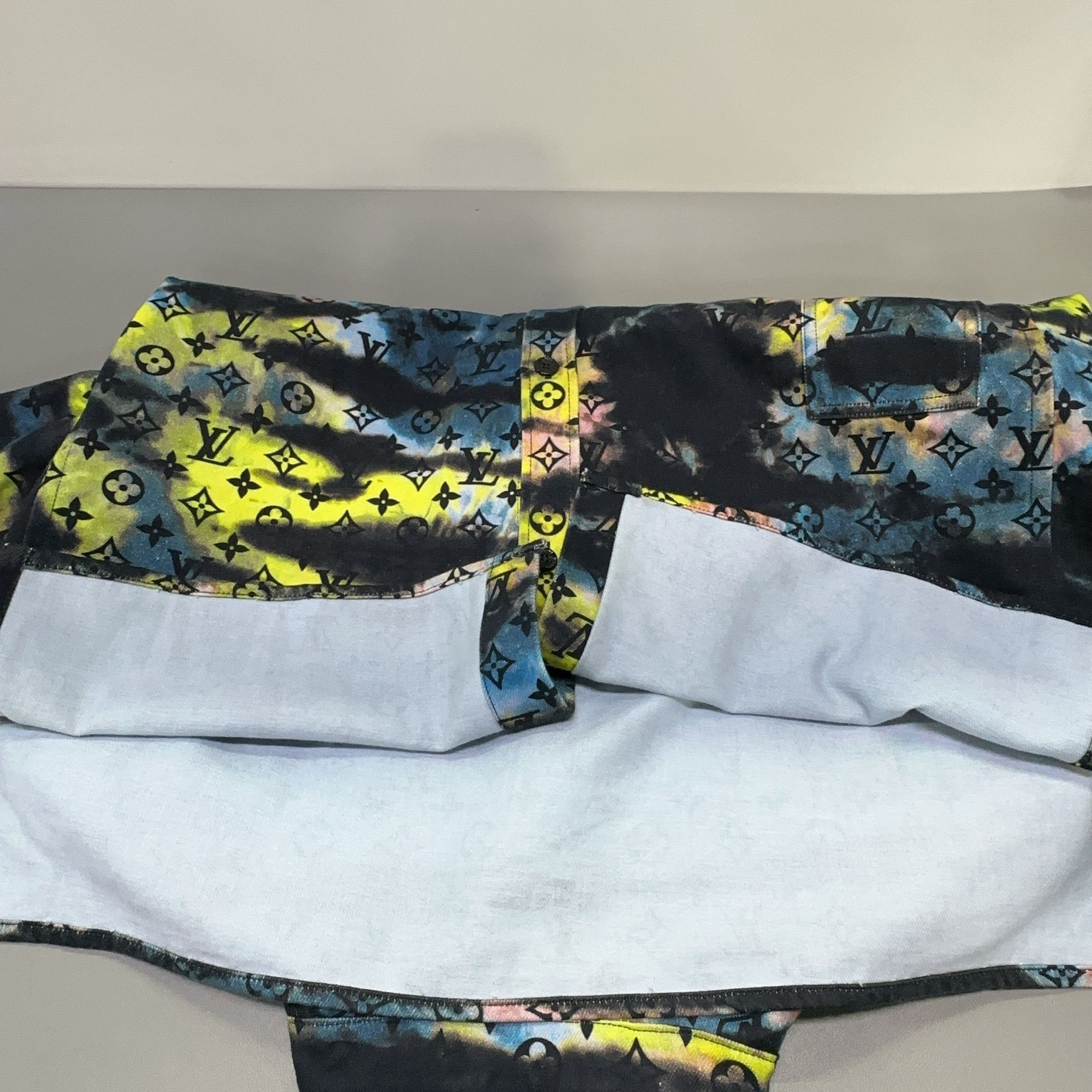 Louis Vuitton Louis Vuitton Tie-Dye Monogram Denim Shirt S Size US S / EU 44-46 / 1 - 8 Thumbnail