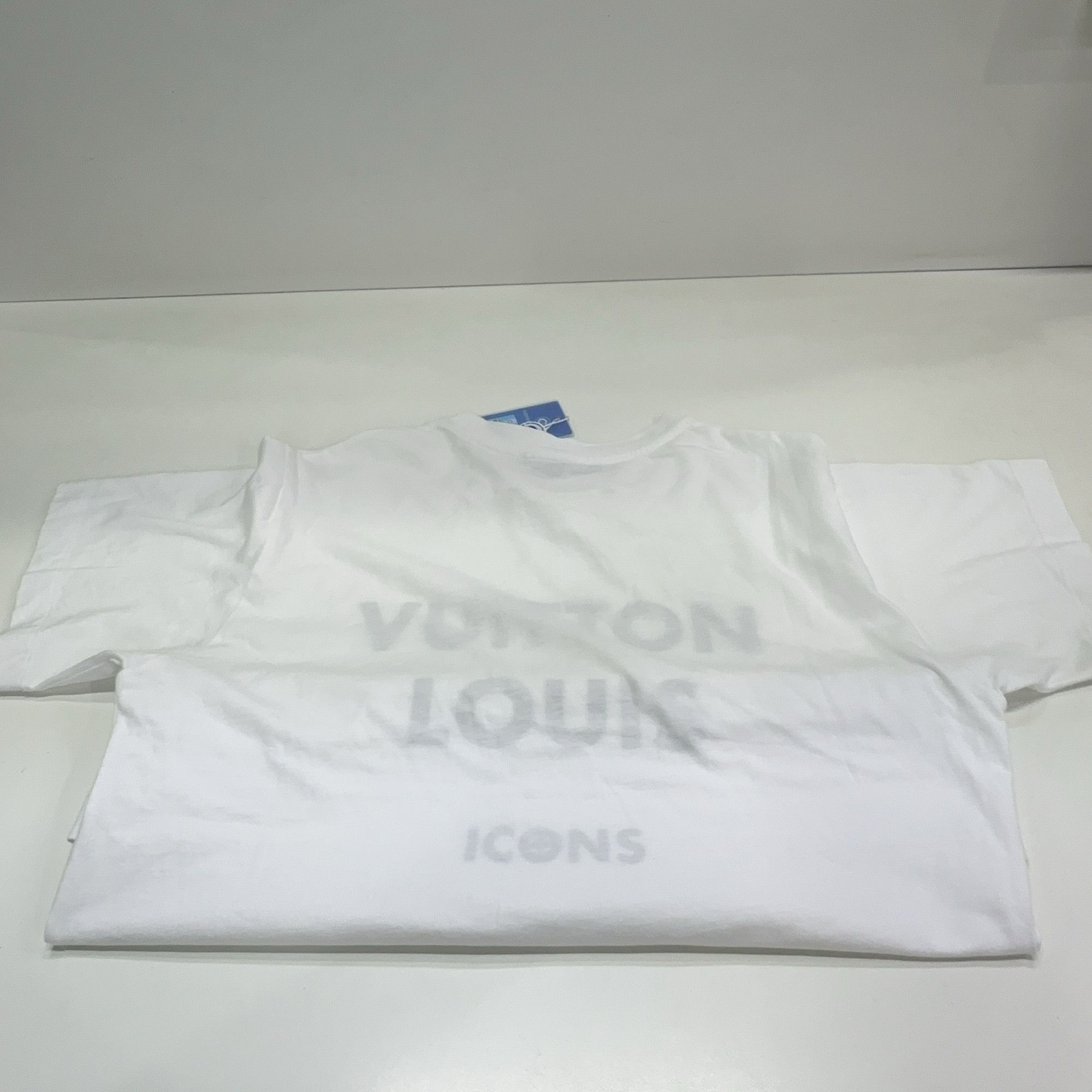Louis Vuitton Louis Vuitton Chain Detail Logo T-Shirt S Size S / US 4 / IT 40 - 7 Thumbnail
