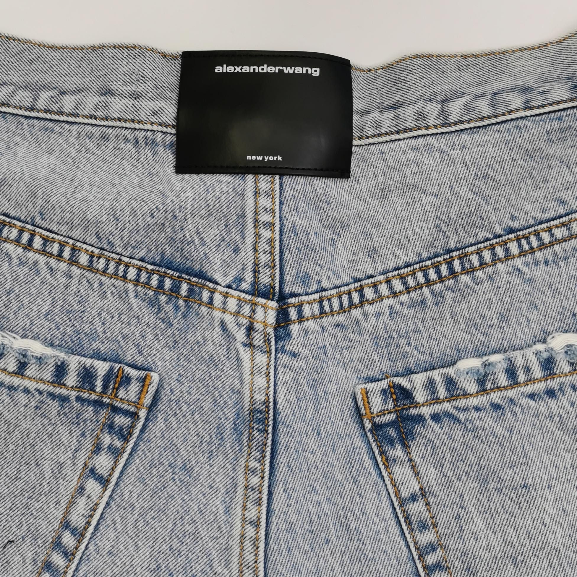 Alexander Wang Alexander Wang Women 28 Shorts Size 28" / US 6 / IT 42 - 3 Thumbnail