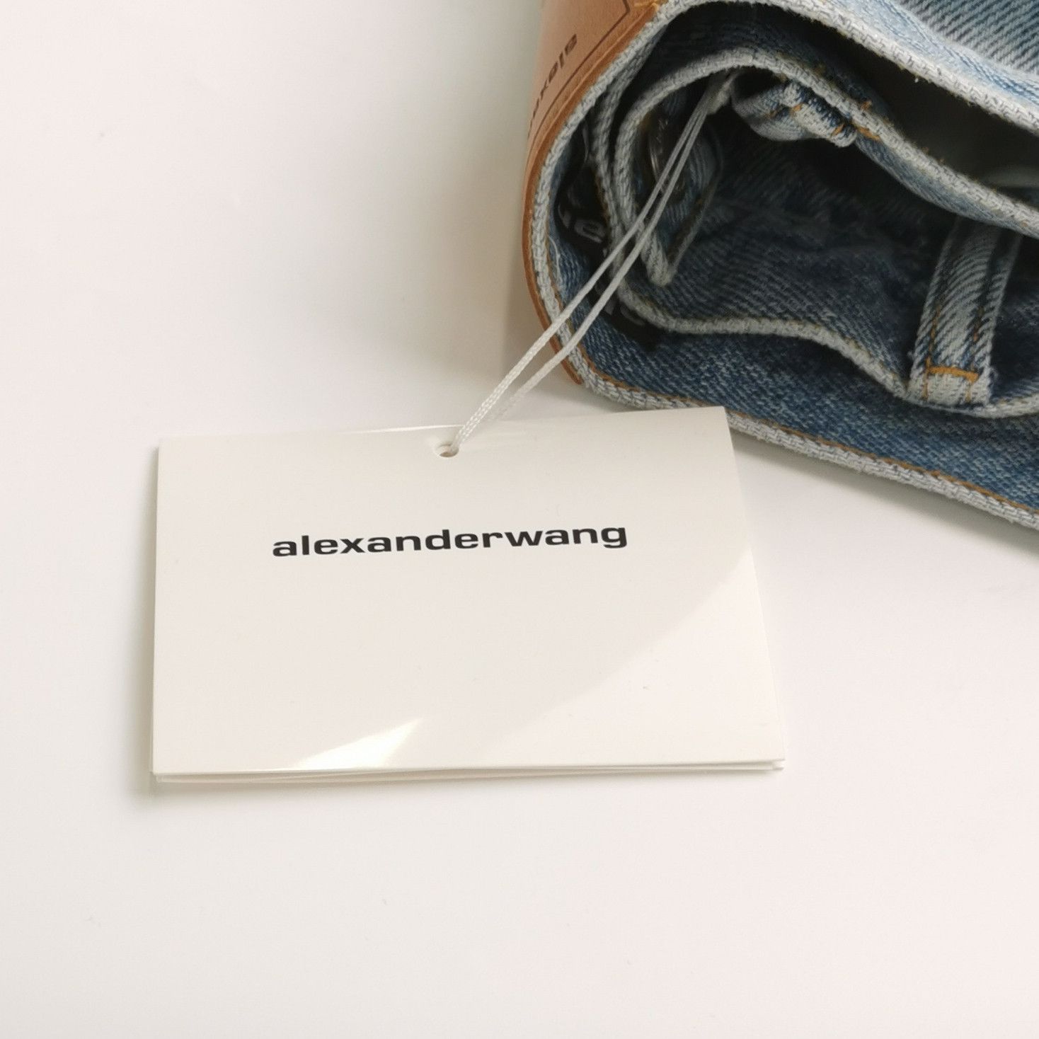 Alexander Wang Alexander Wang Women 28 Shorts Size 28" / US 6 / IT 42 - 4 Thumbnail