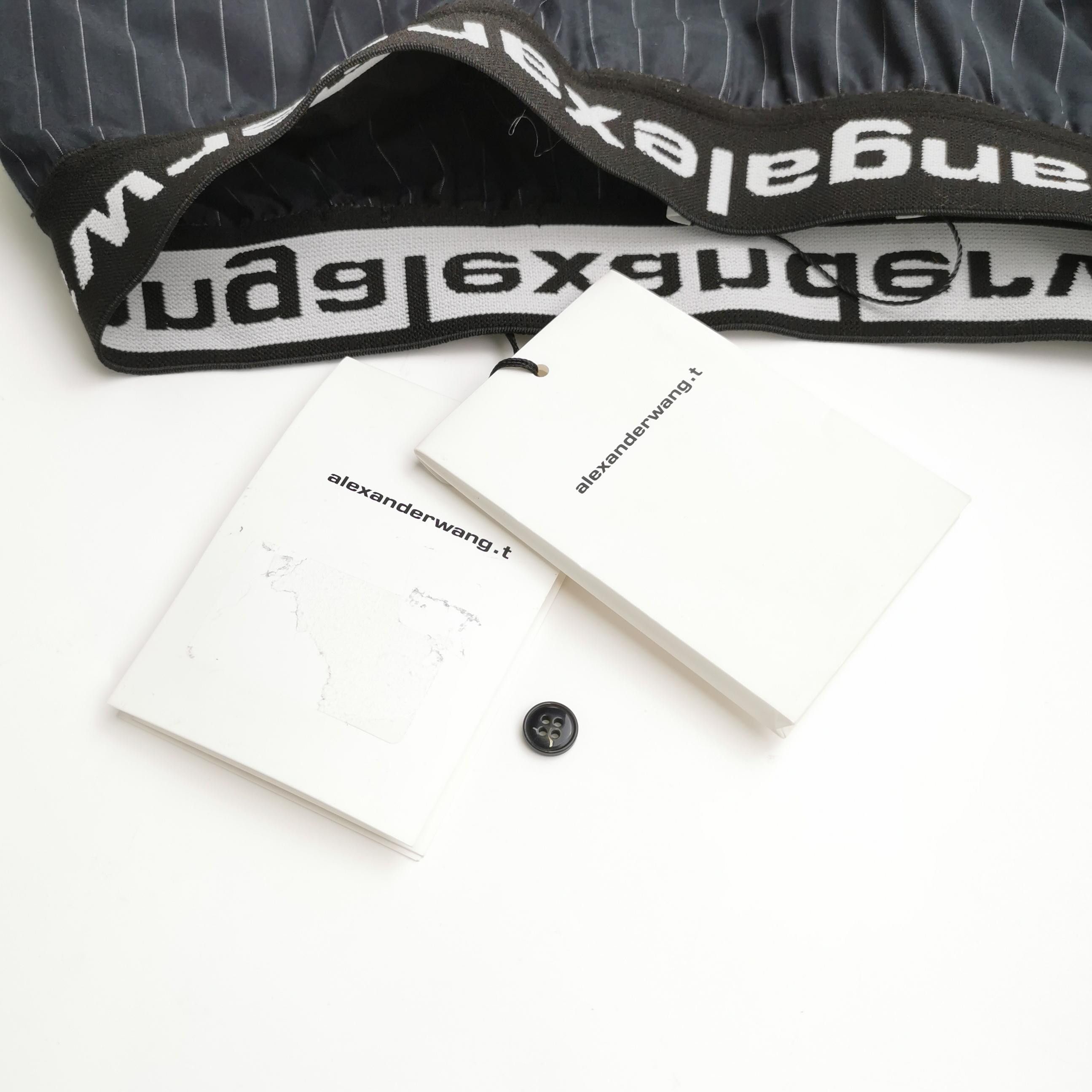 Alexander Wang Alexander Wang Women 28 Shorts Size 28" / US 6 / IT 42 - 4 Thumbnail