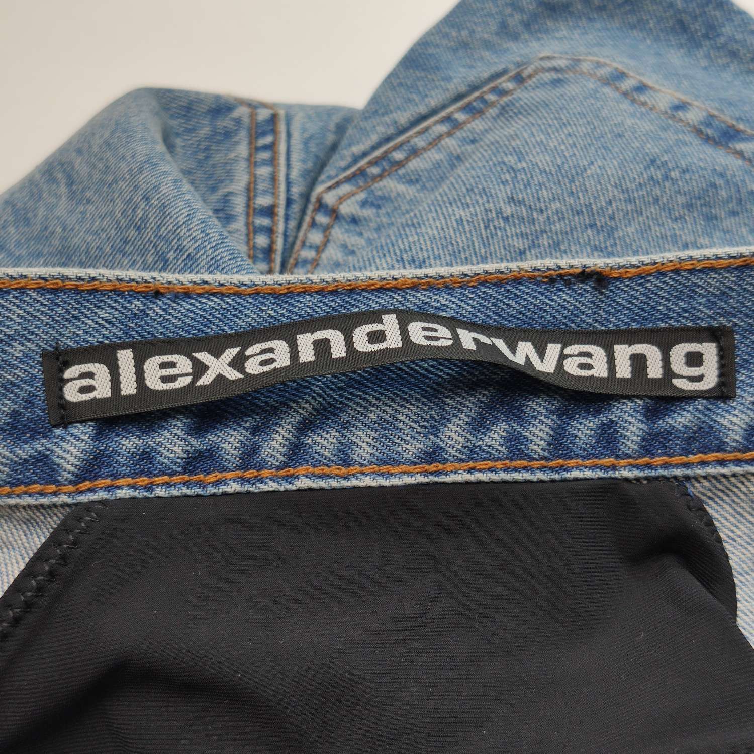 Alexander Wang Alexander Wang Women 28 Shorts Size 28" / US 6 / IT 42 - 6 Thumbnail