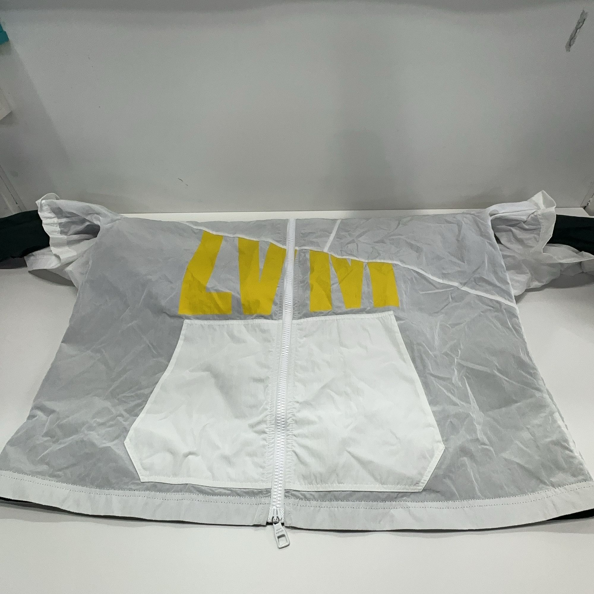 Louis Vuitton Louis Vuitton FW22 Graphic Hooded Jacket Size 50 Size US M / EU 48-50 / 2 - 6 Thumbnail