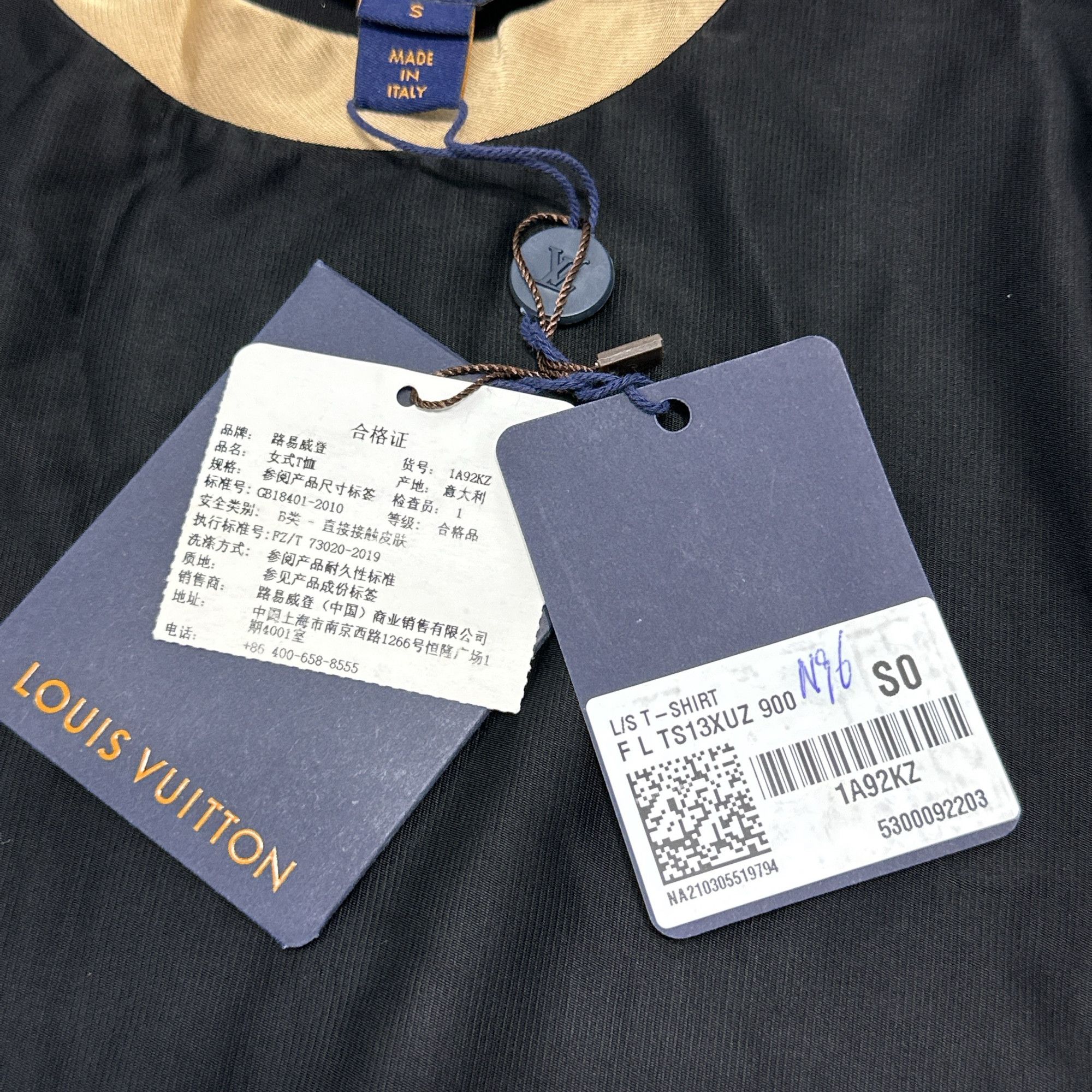 Louis Vuitton Louis Vuitton Vuittamins Logo Long Sleeve T-Shirt S Size S / US 4 / IT 40 - 3 Thumbnail