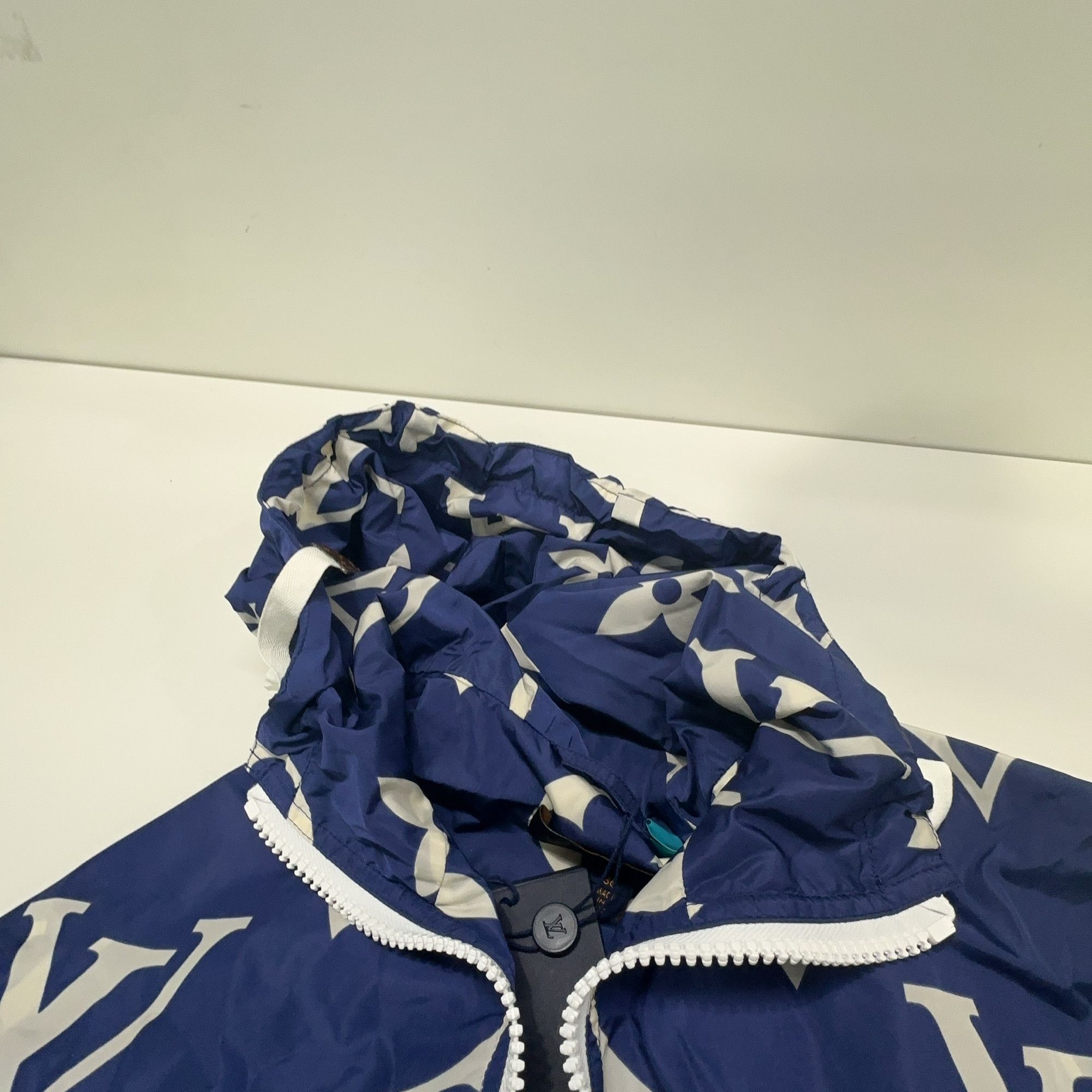 Louis Vuitton Louis Vuitton Monogram Giant Hooded Jacket 36 Size XS / US 0-2 / IT 36-38 - 6 Thumbnail